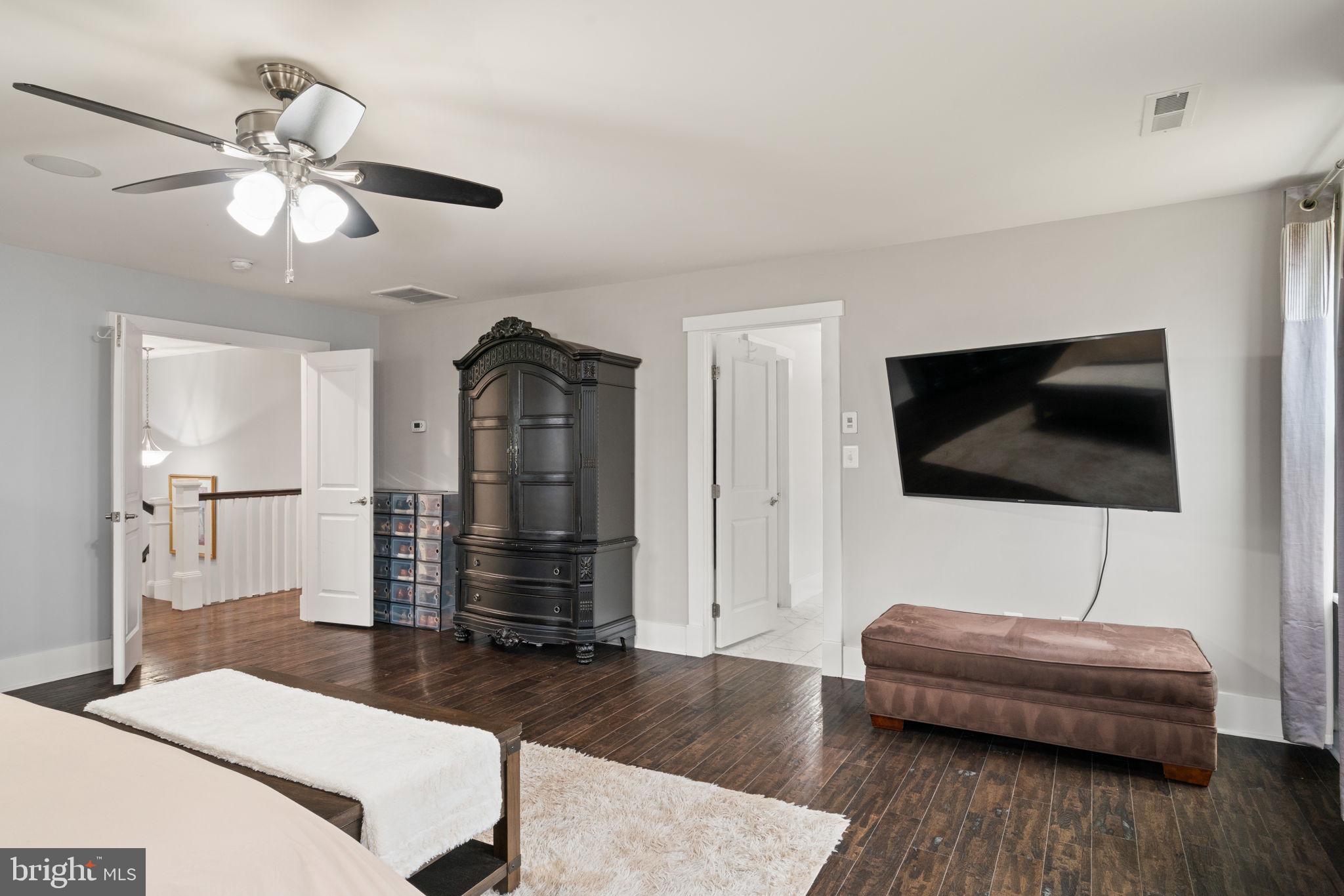 POTOMAC SHORES - Residential