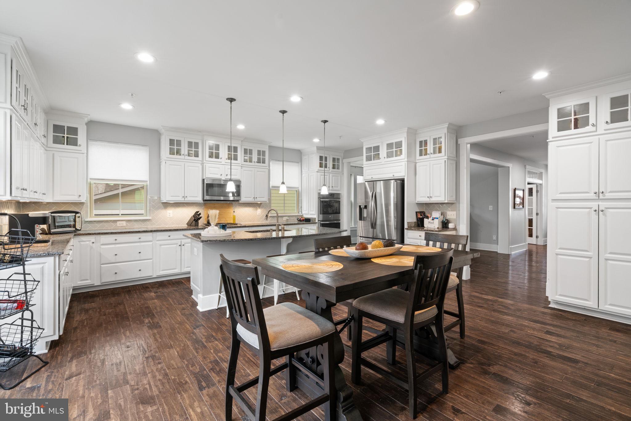 POTOMAC SHORES - Residential