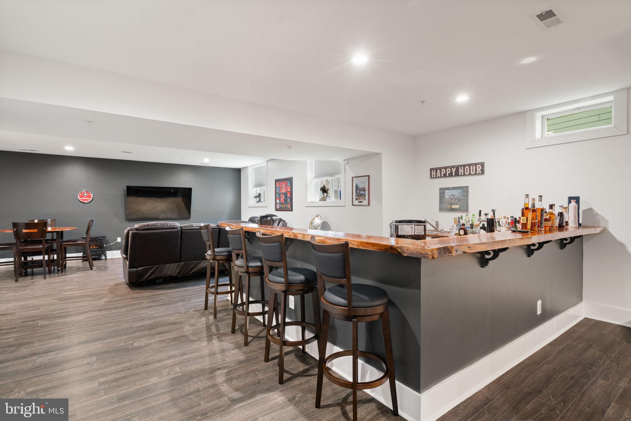 POTOMAC SHORES - Residential