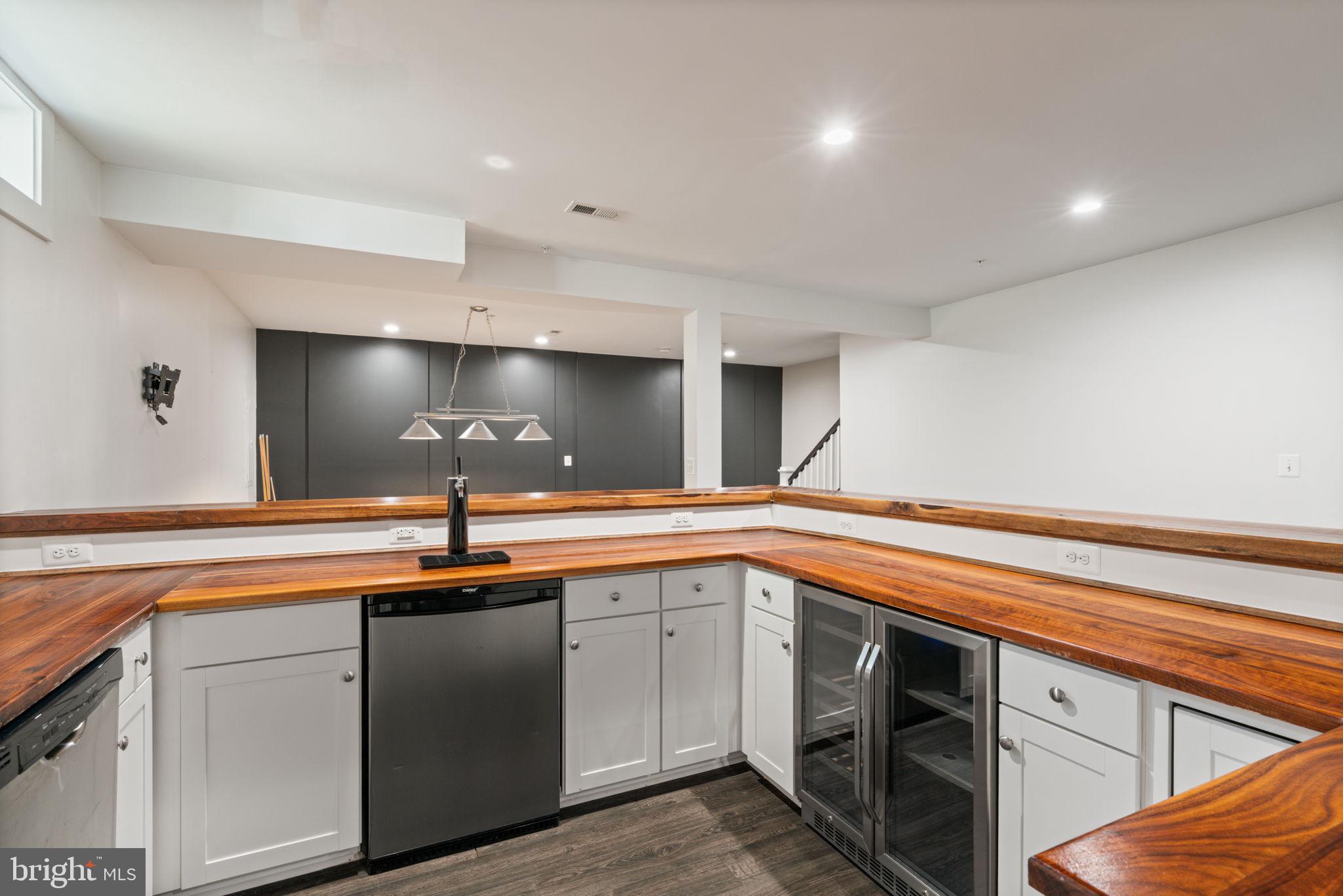 POTOMAC SHORES - Residential