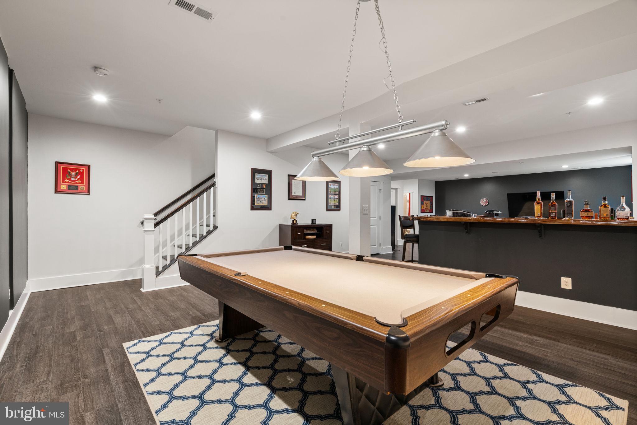 POTOMAC SHORES - Residential