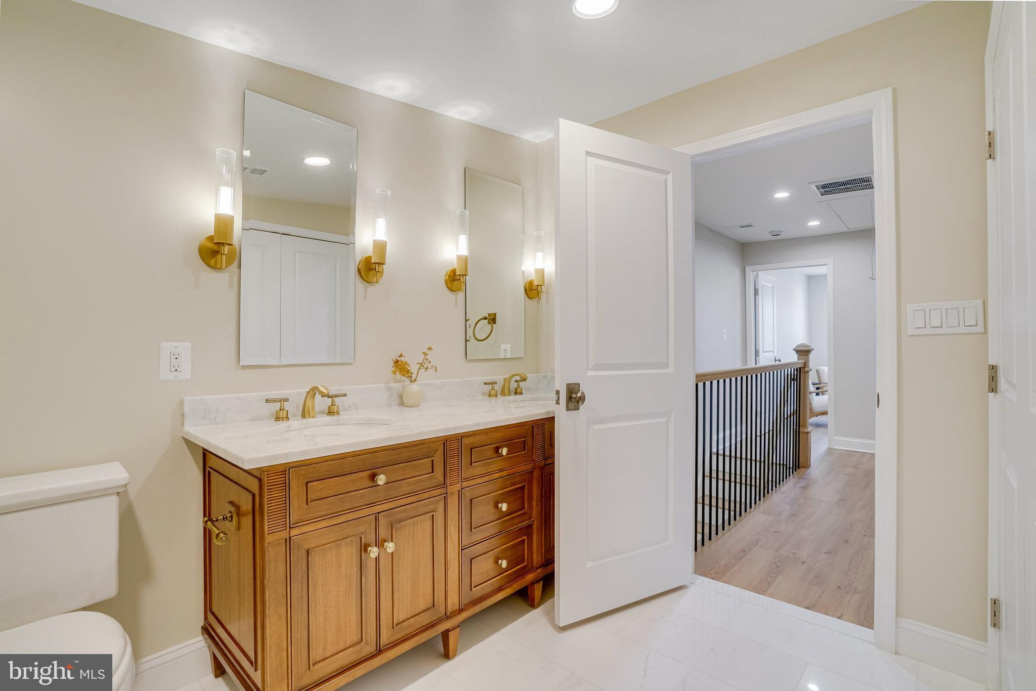 ALEXANDRIA - Residential