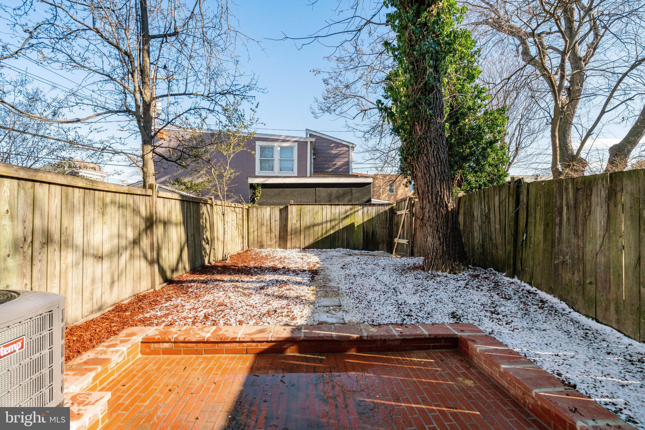 ALEXANDRIA - Residential