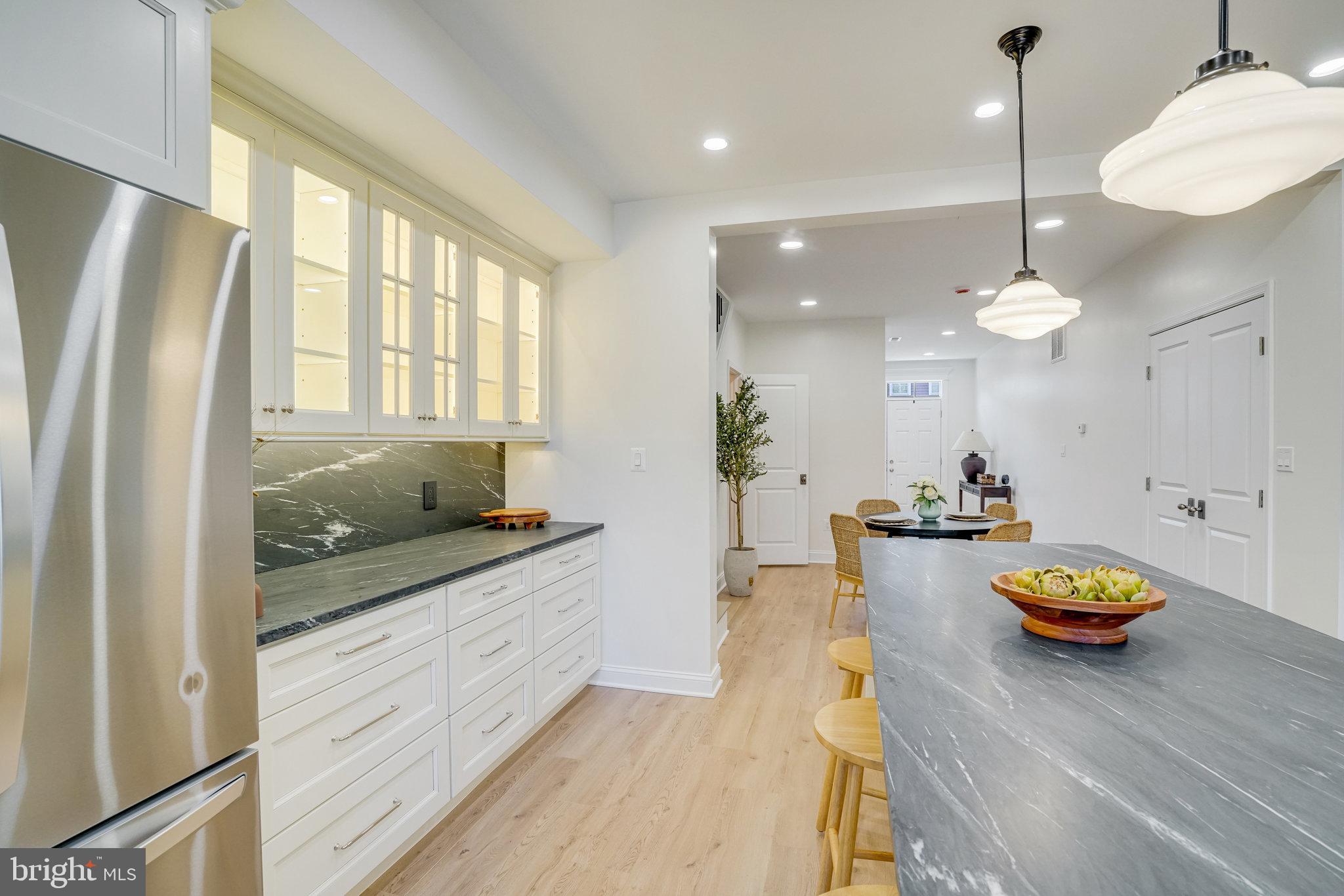 ALEXANDRIA - Residential