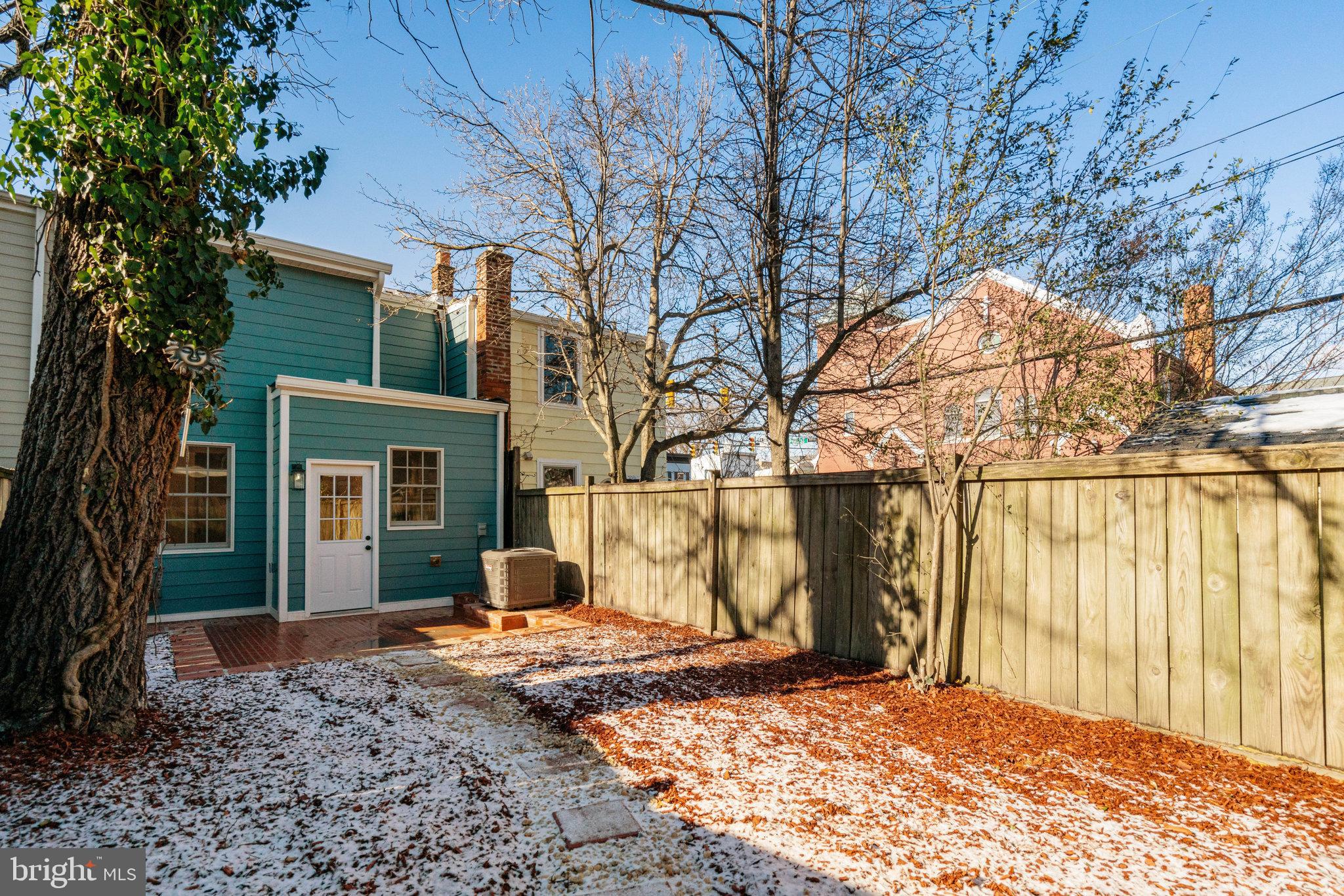 ALEXANDRIA - Residential