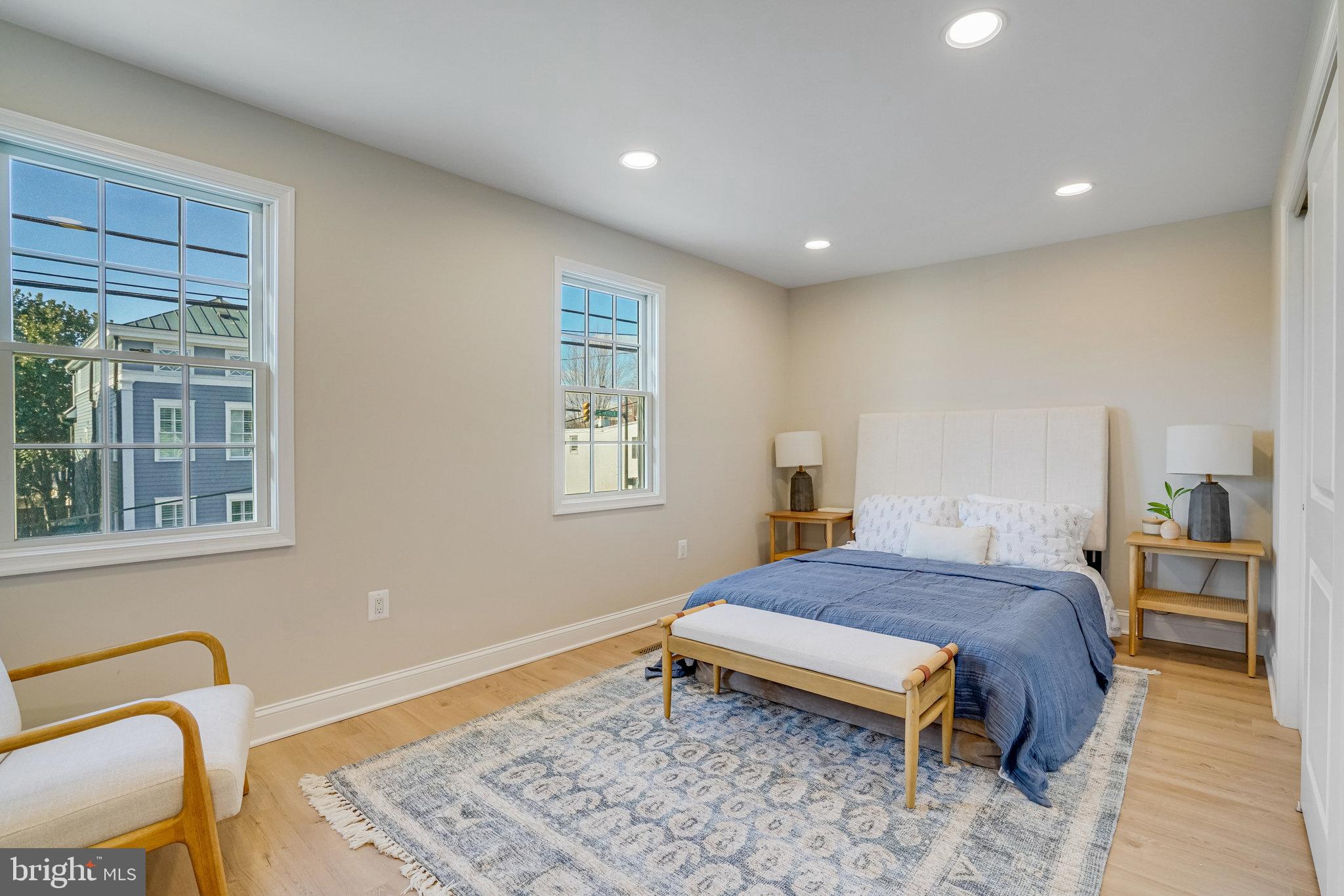 ALEXANDRIA - Residential