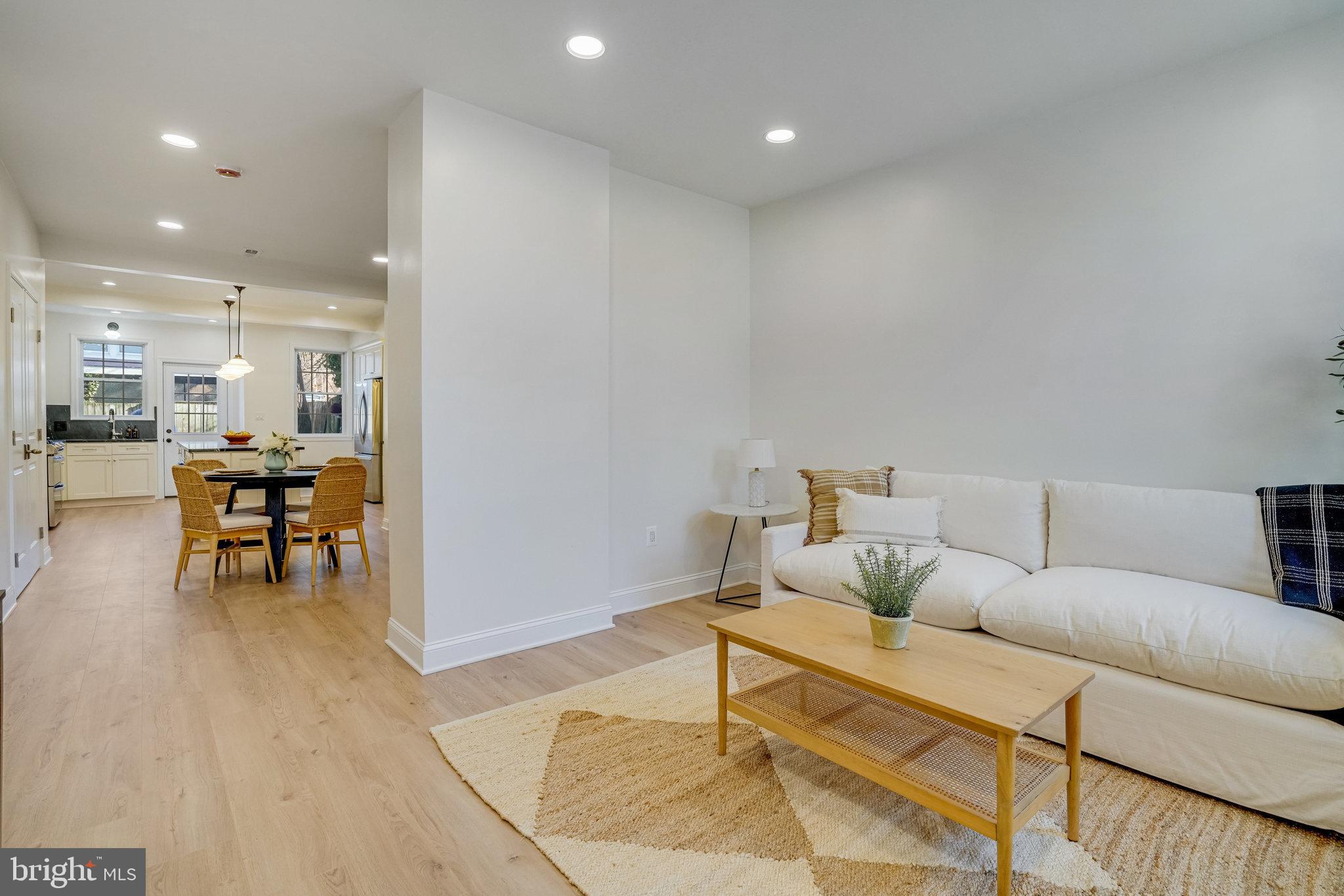 ALEXANDRIA - Residential