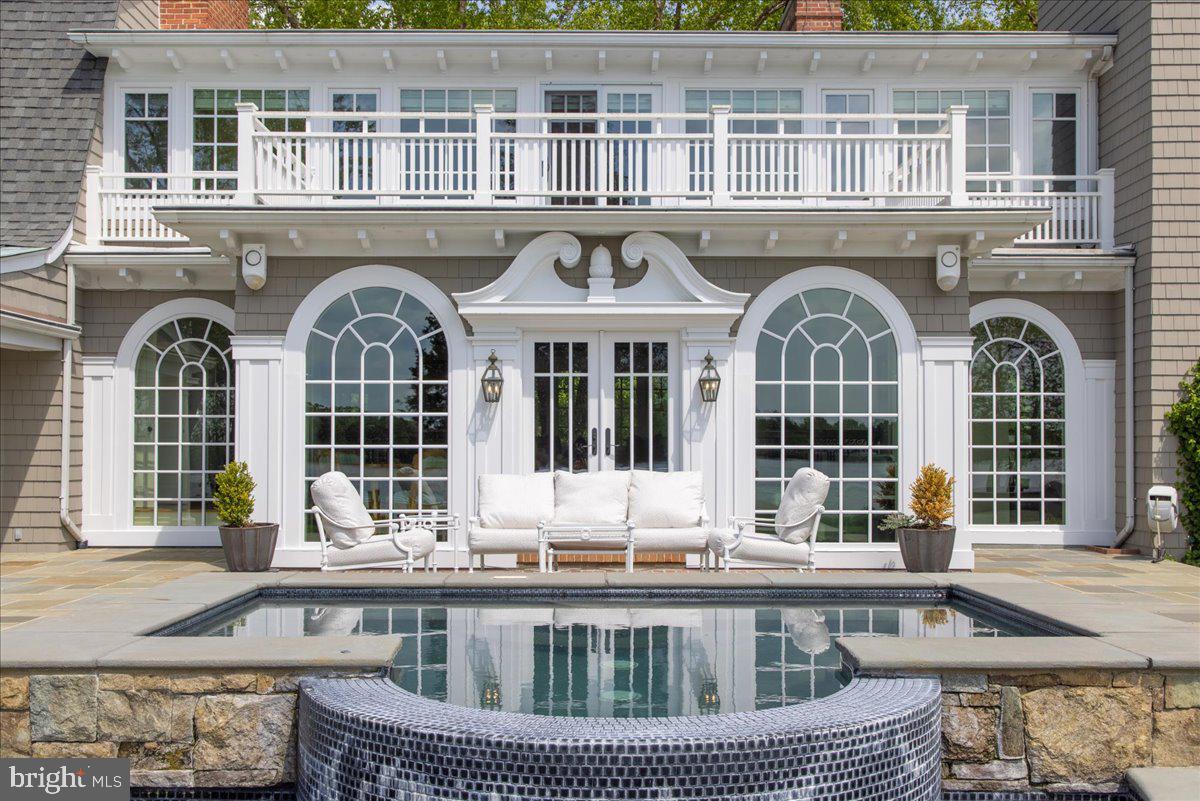 EASTON - Residential