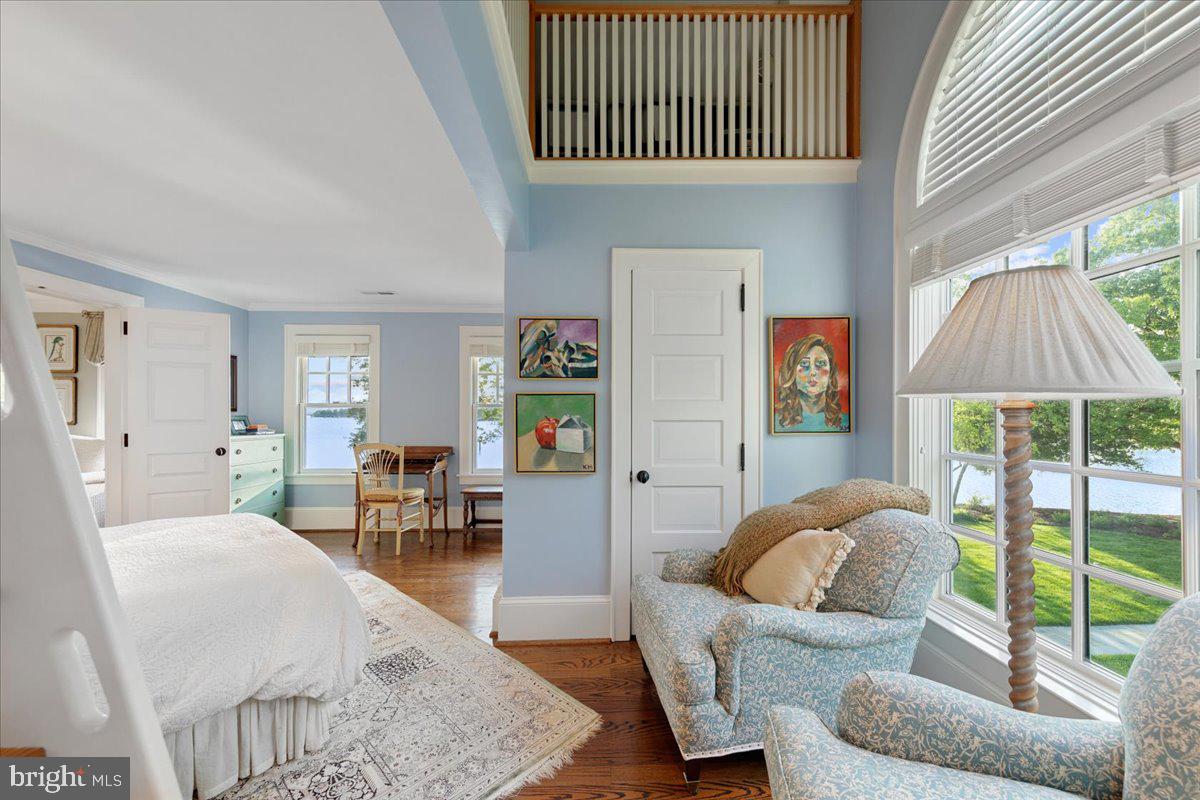 EASTON - Residential