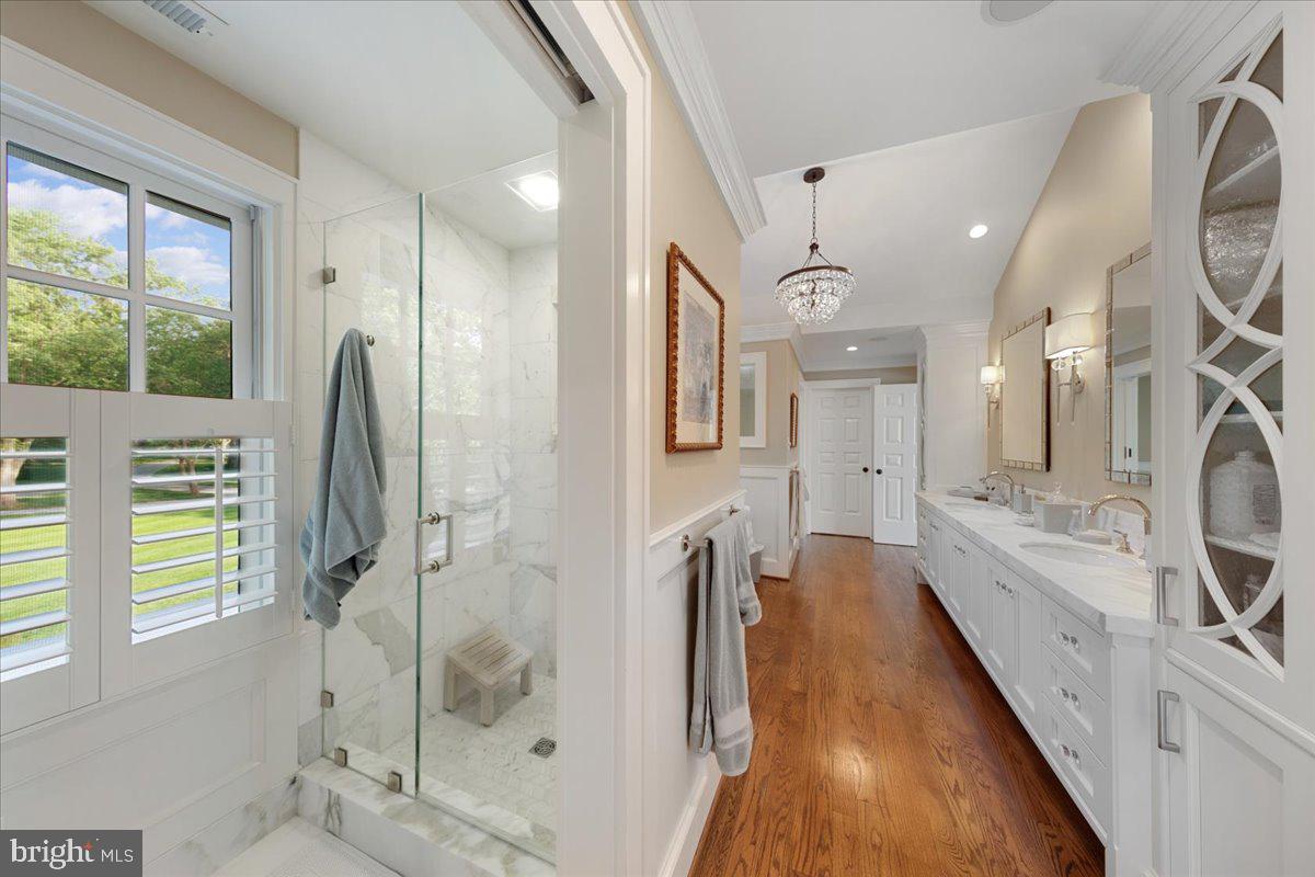 EASTON - Residential