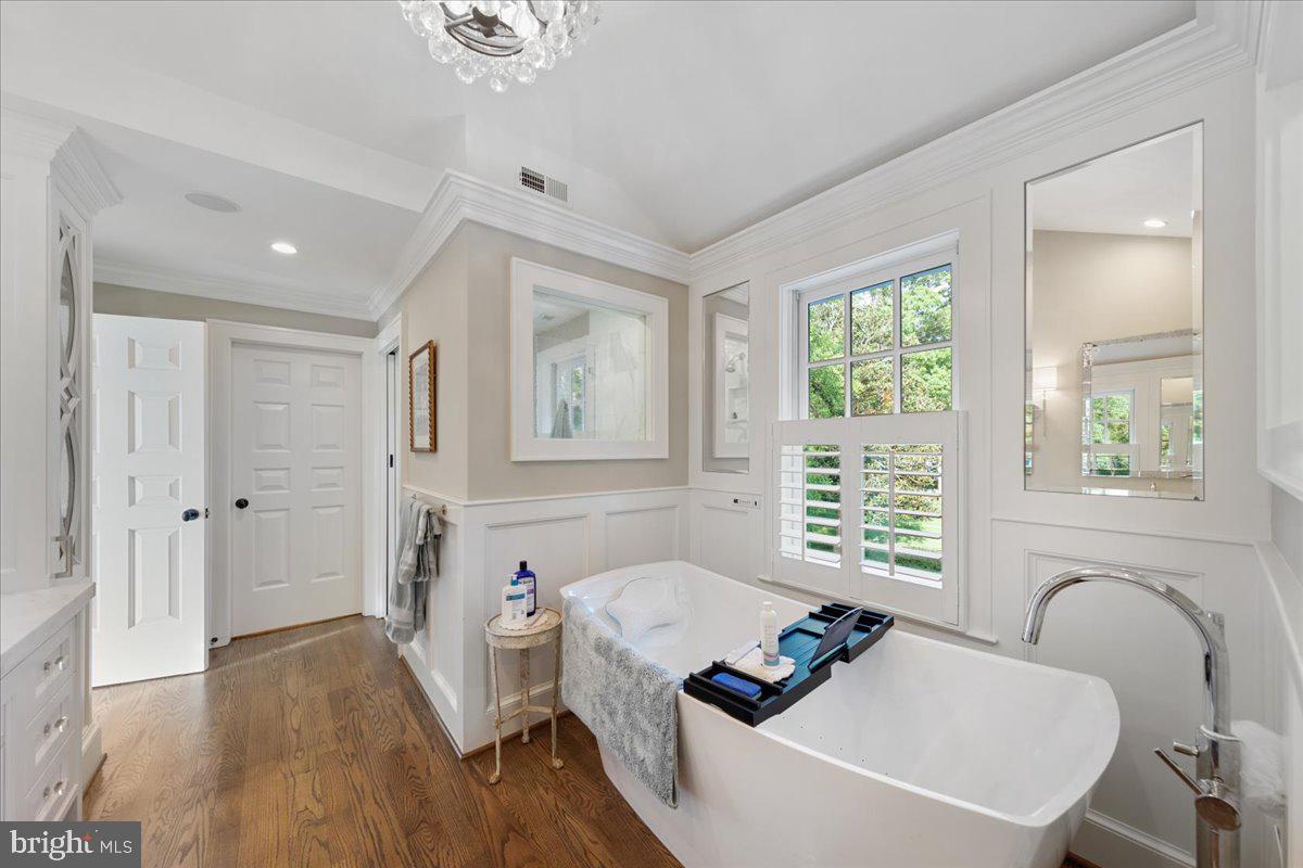 EASTON - Residential