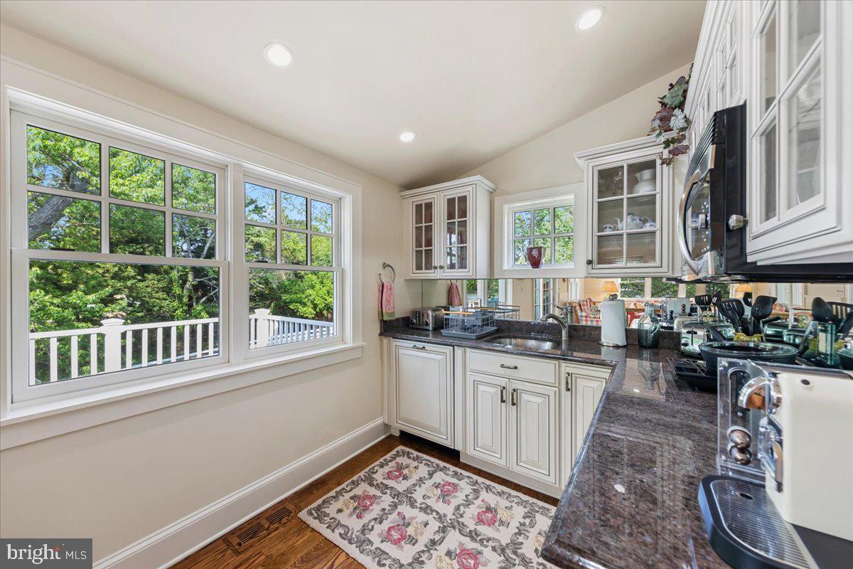 EASTON - Residential