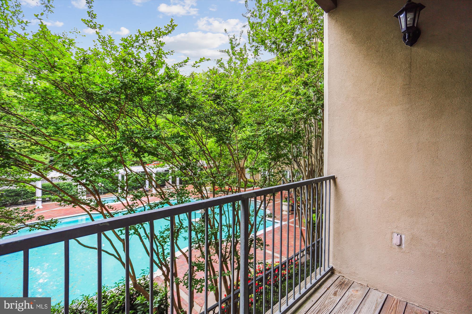 WHITE FLINT STATION - Residential