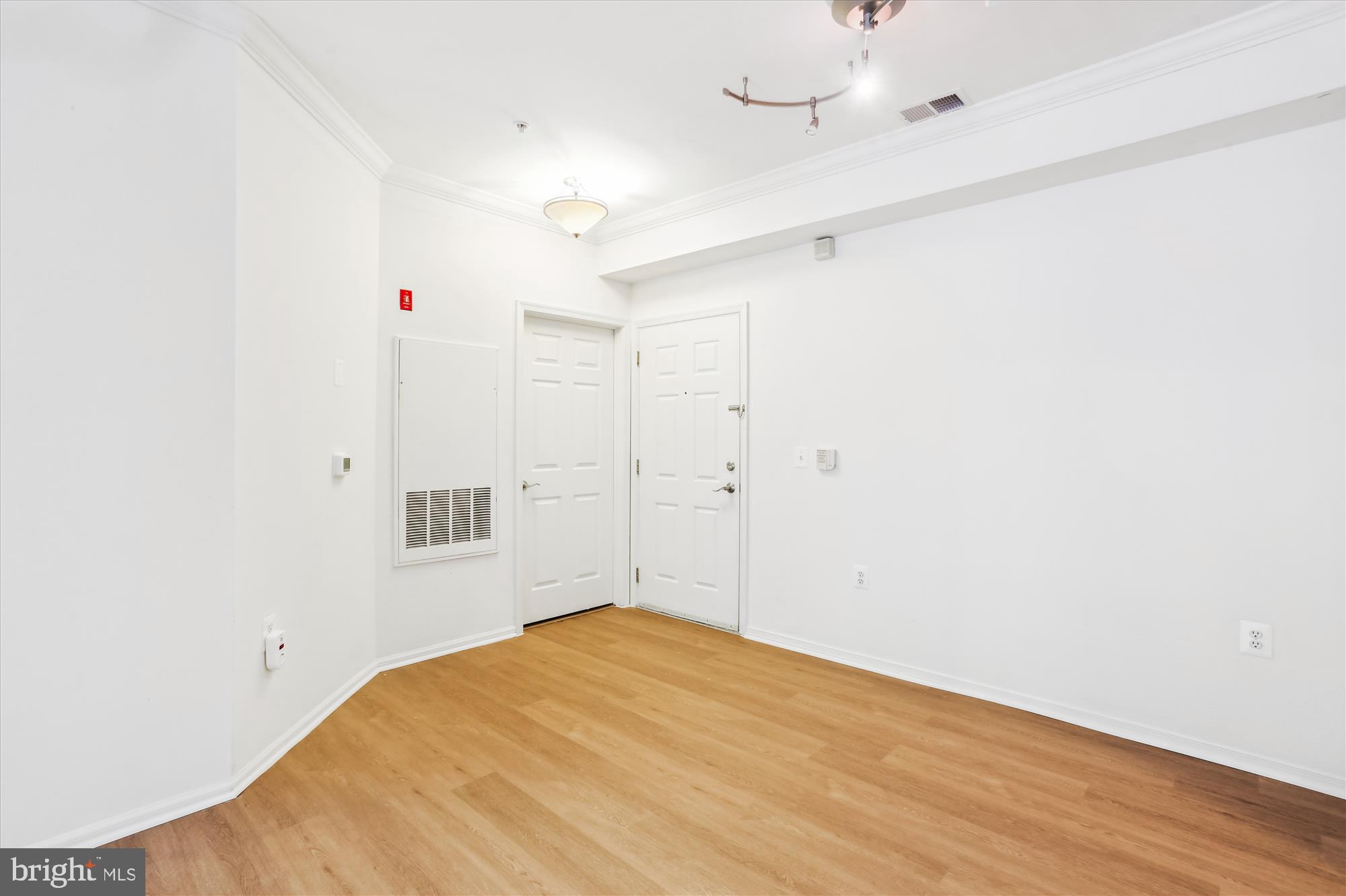 WHITE FLINT STATION - Residential