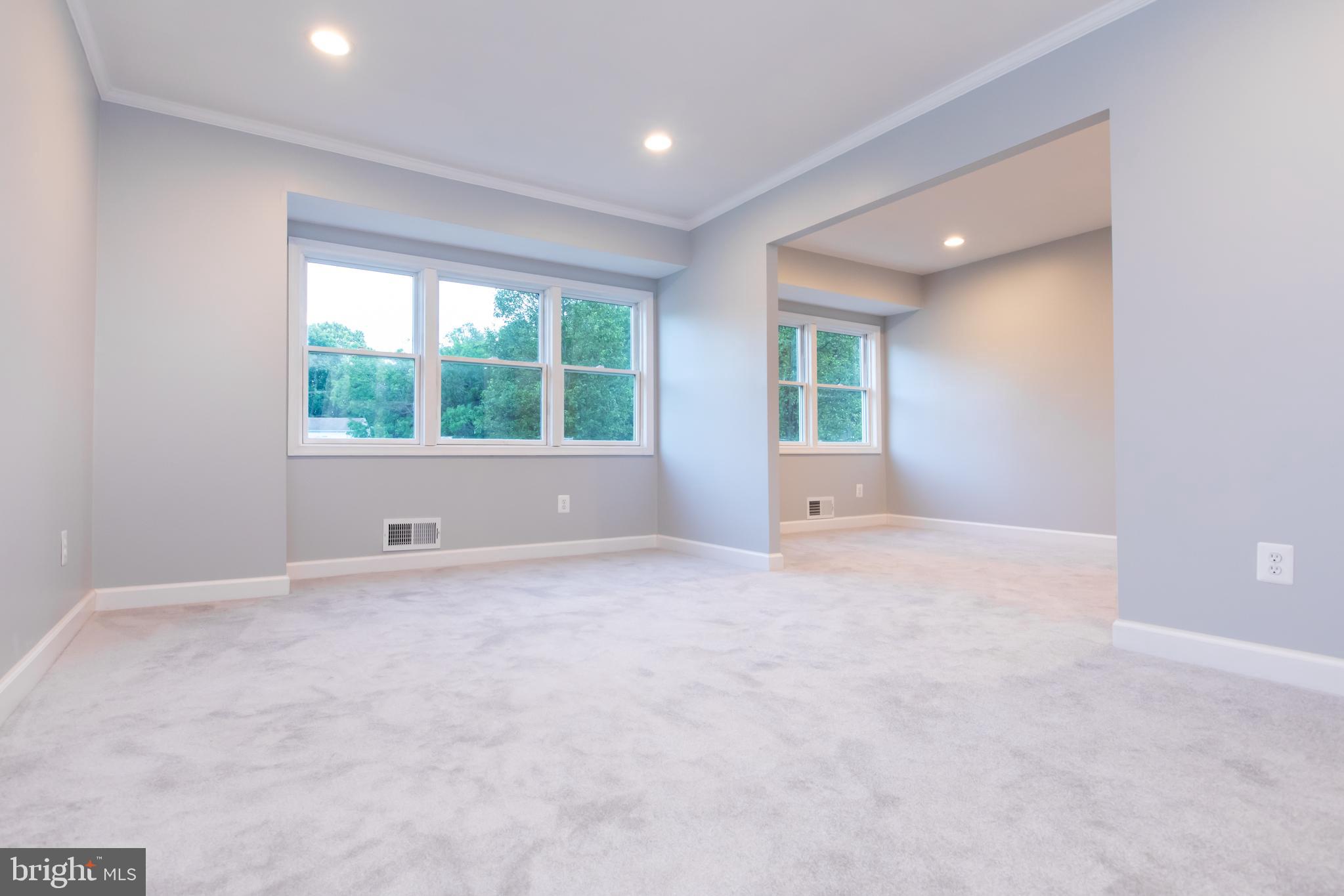 MILL CREEK SOUTH - Residential