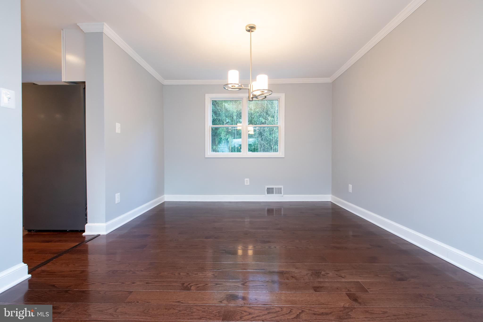 MILL CREEK SOUTH - Residential