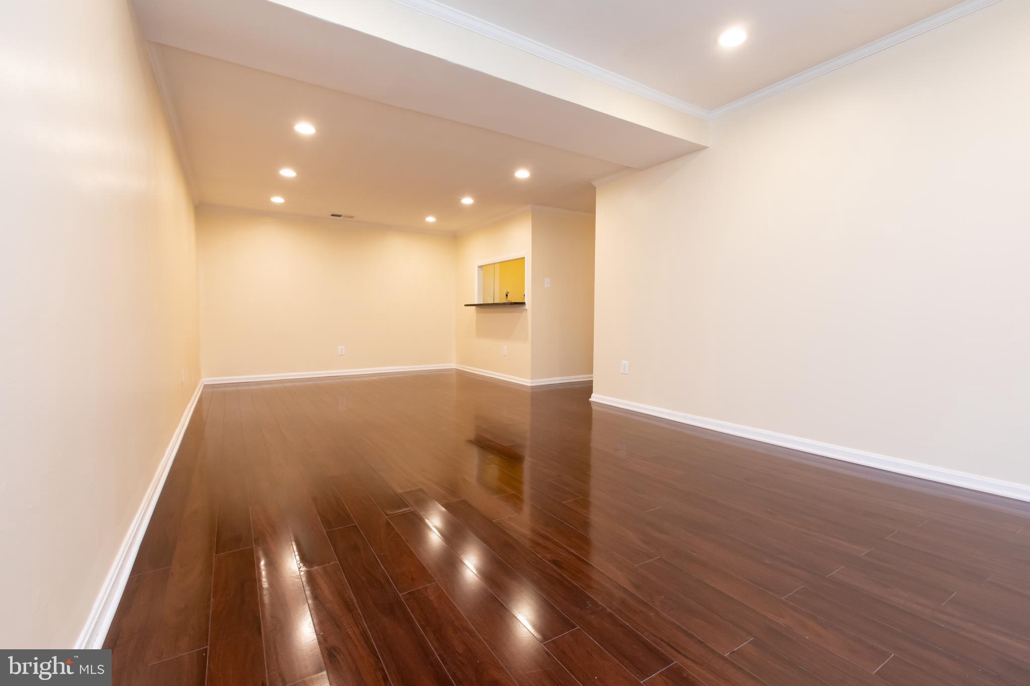 MILL CREEK SOUTH - Residential