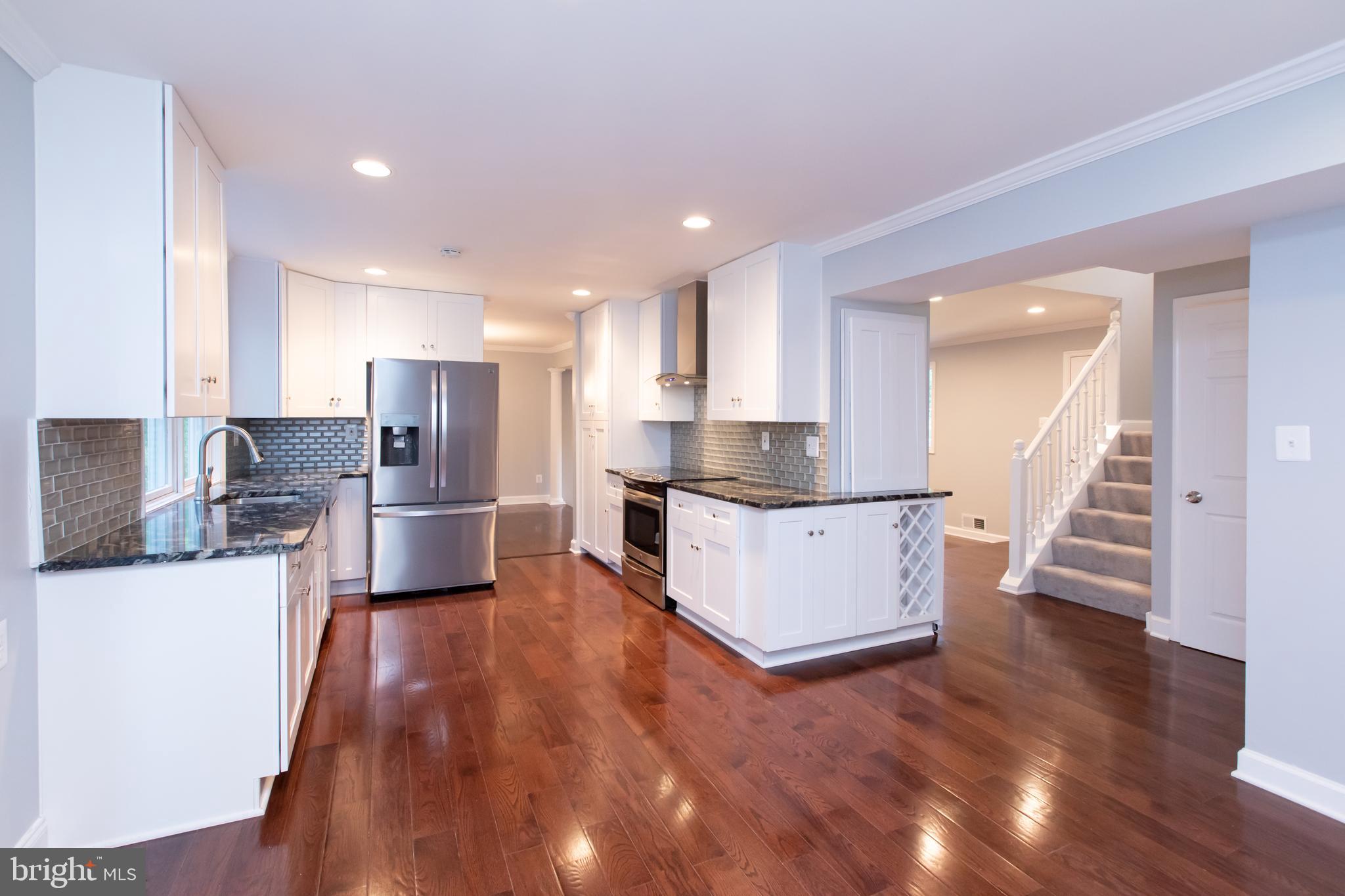 MILL CREEK SOUTH - Residential