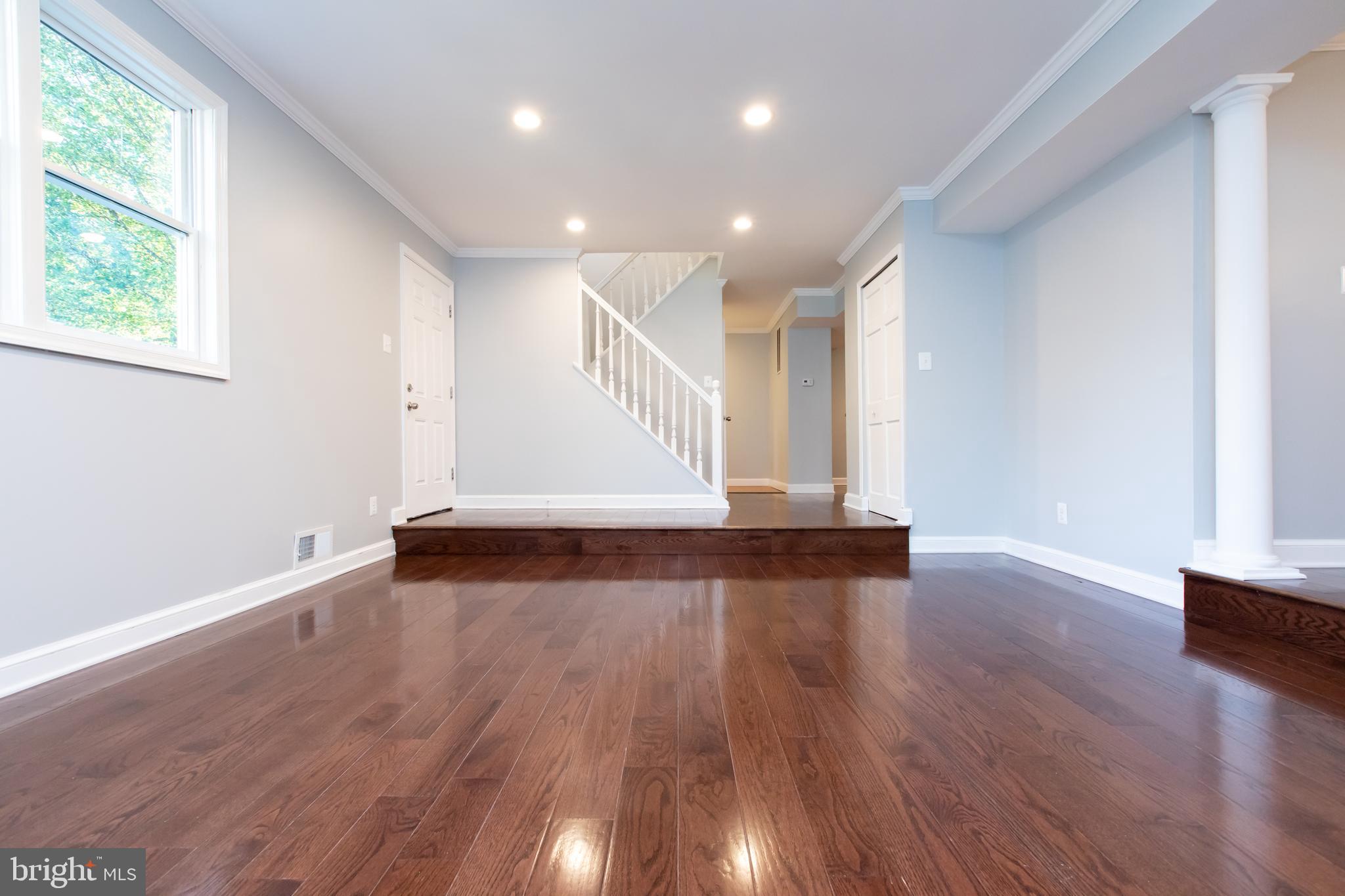 MILL CREEK SOUTH - Residential