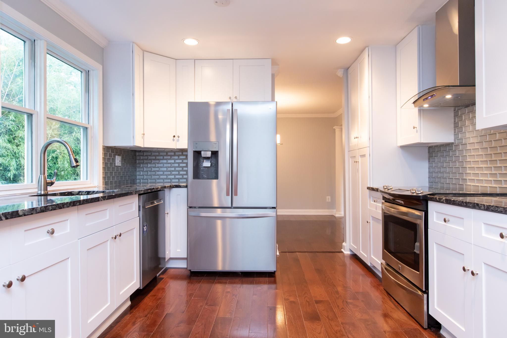 MILL CREEK SOUTH - Residential