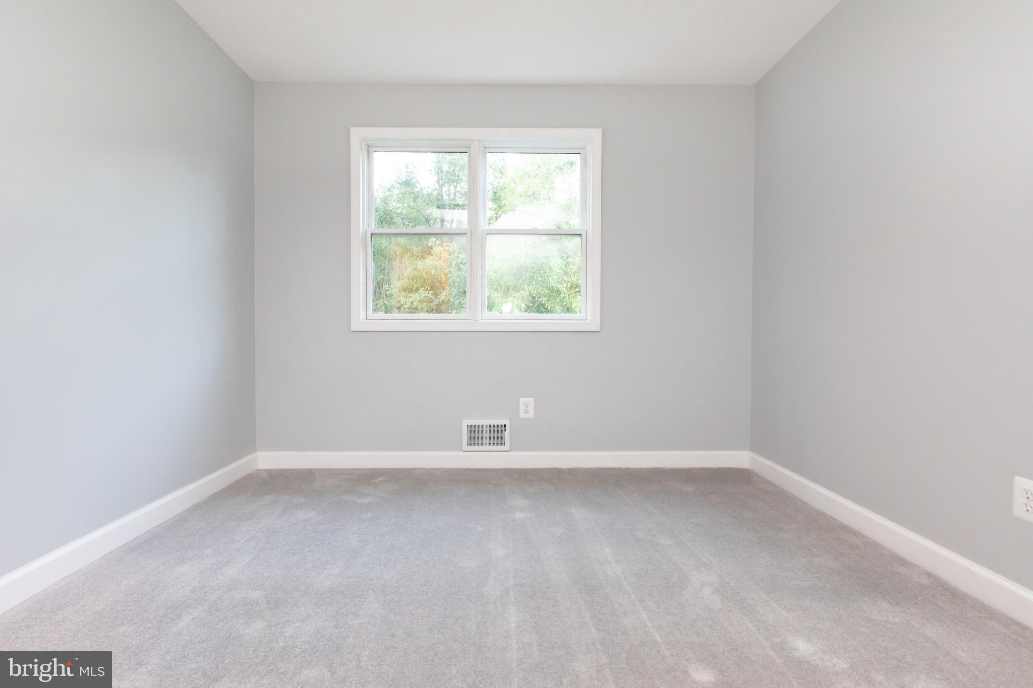 MILL CREEK SOUTH - Residential