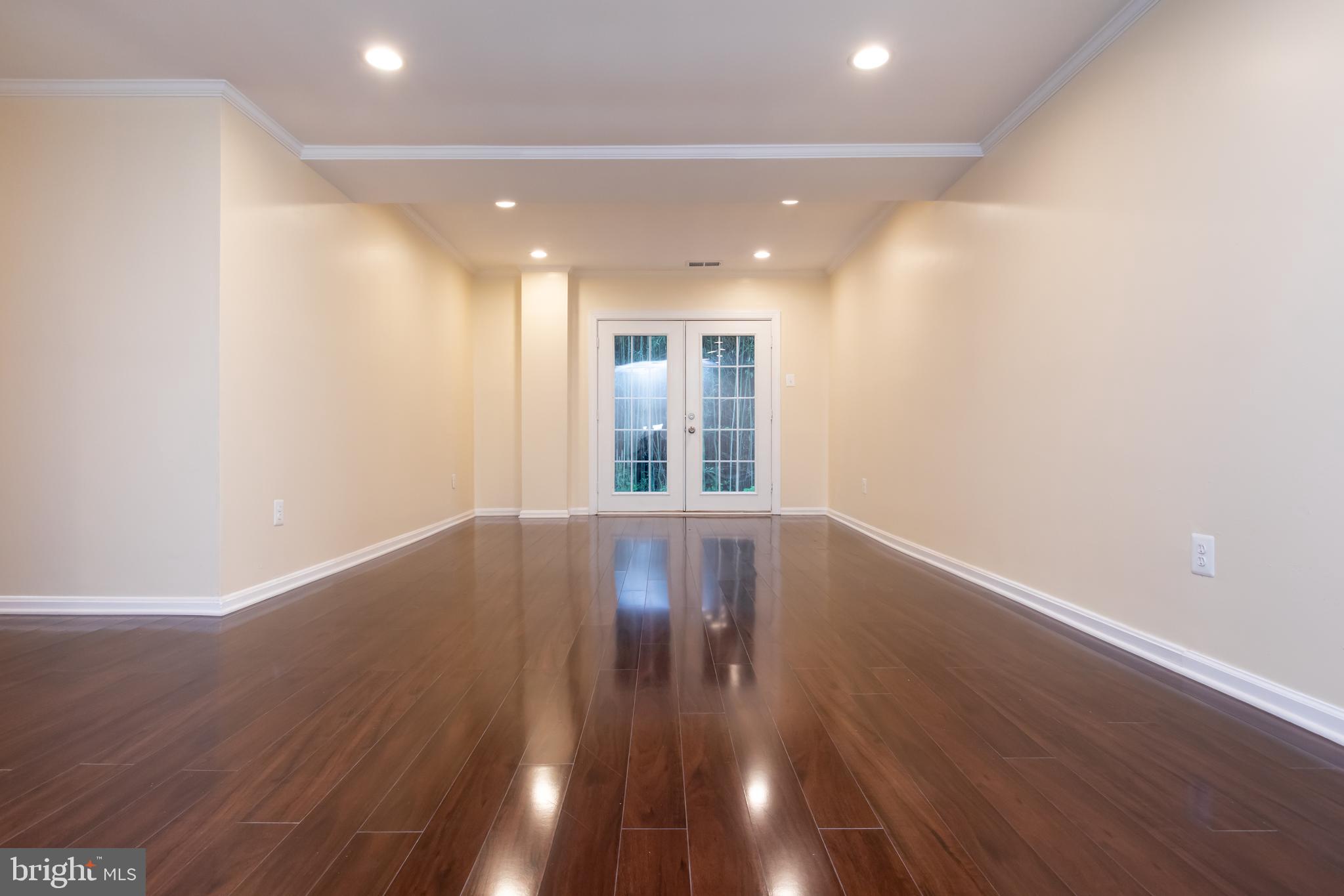 MILL CREEK SOUTH - Residential