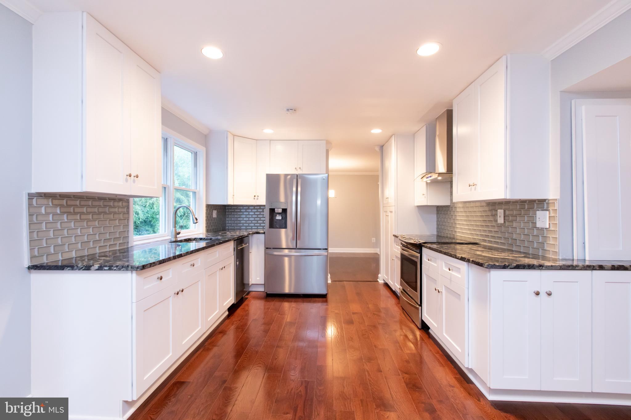 MILL CREEK SOUTH - Residential