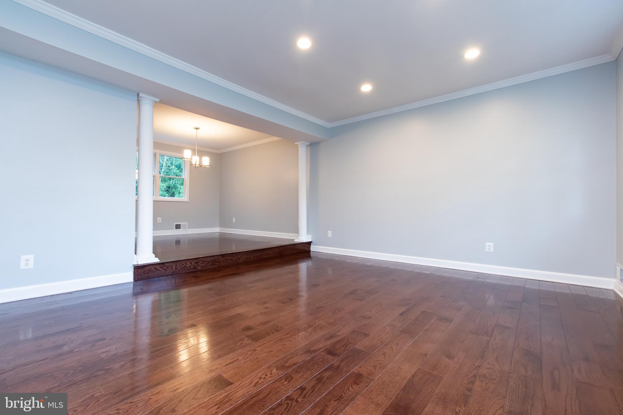 MILL CREEK SOUTH - Residential