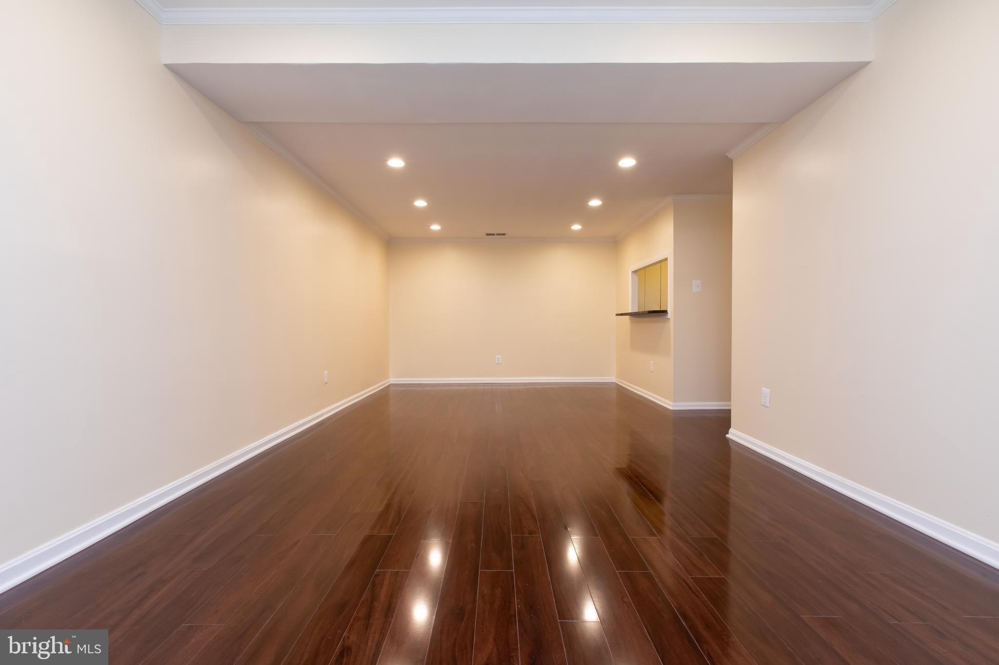 MILL CREEK SOUTH - Residential