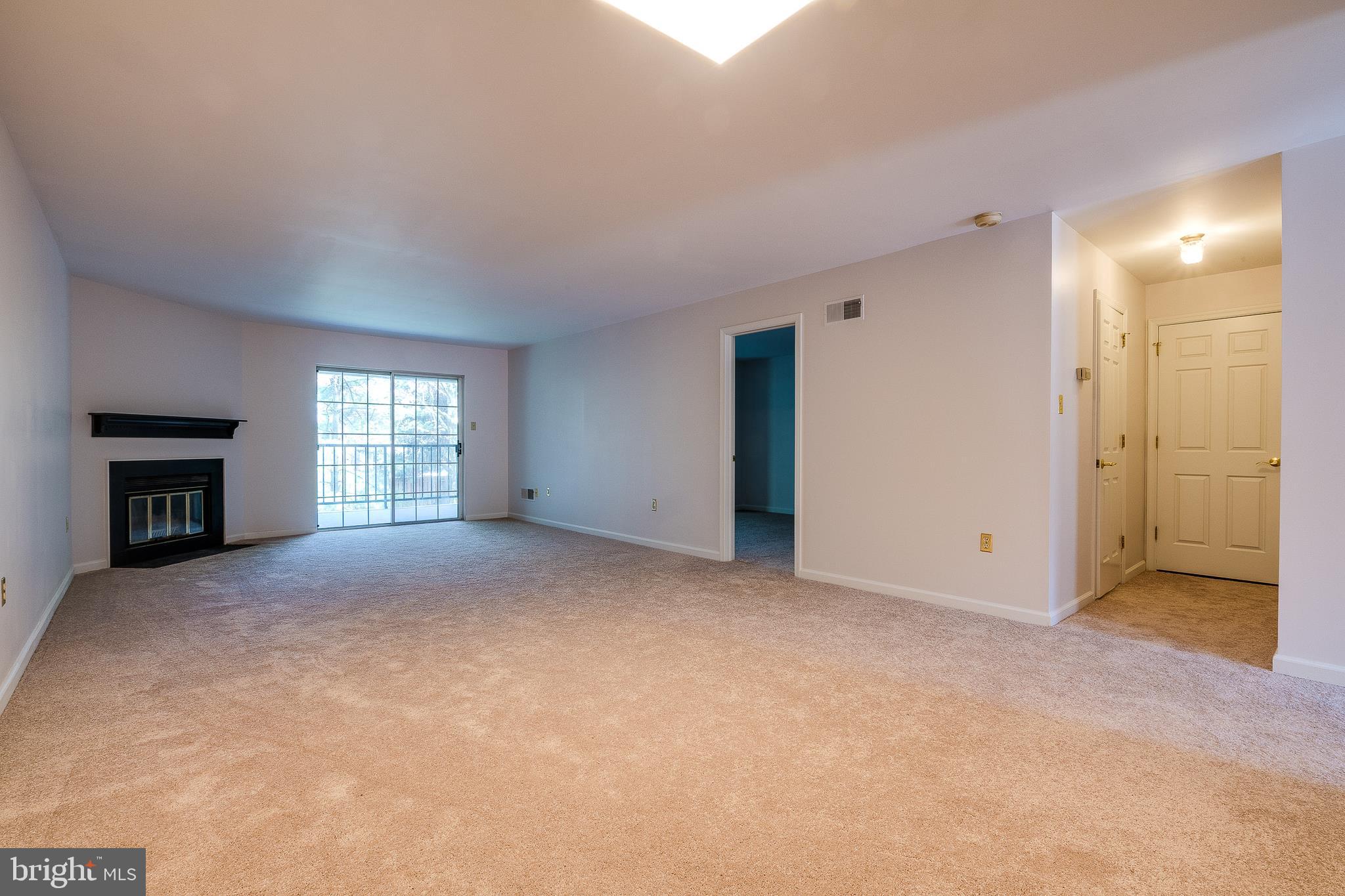 VALLEY GREEN CONDO - Residential