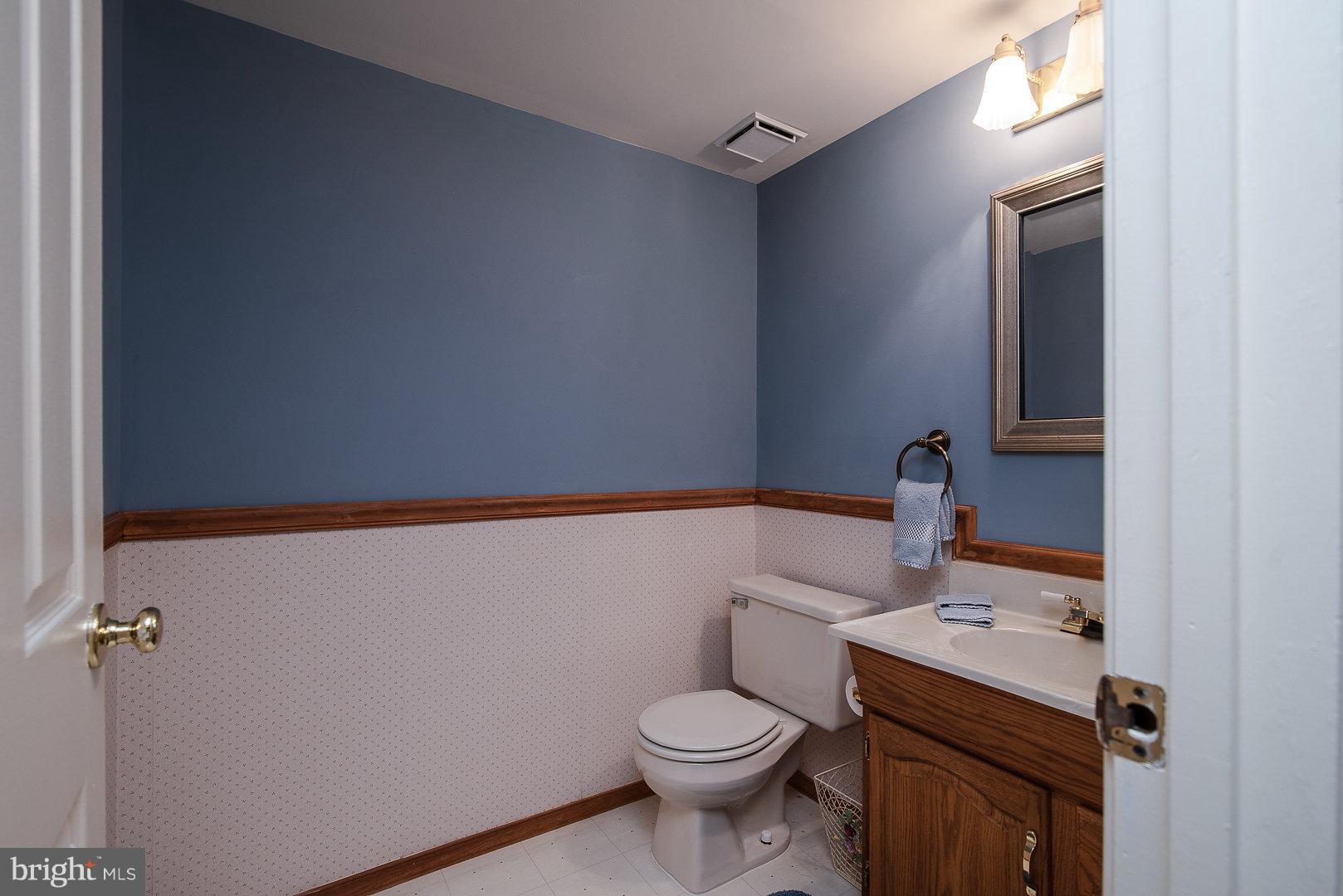 HAMPTON OAKS - Residential