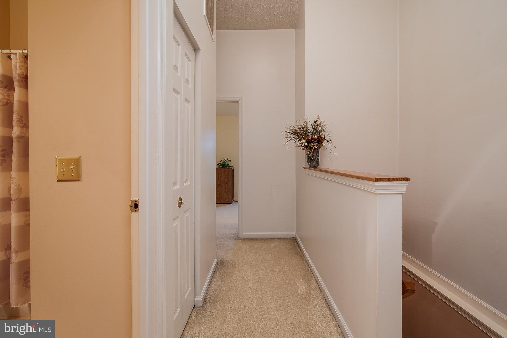 HAMPTON OAKS - Residential