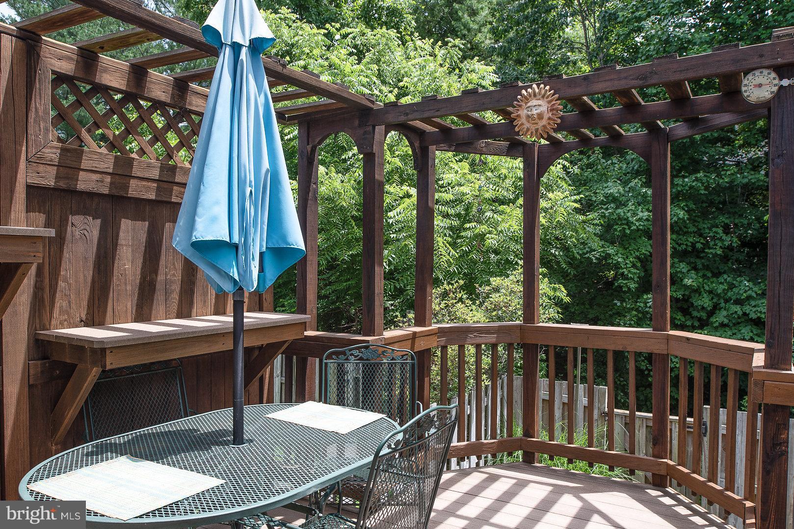 HAMPTON OAKS - Residential