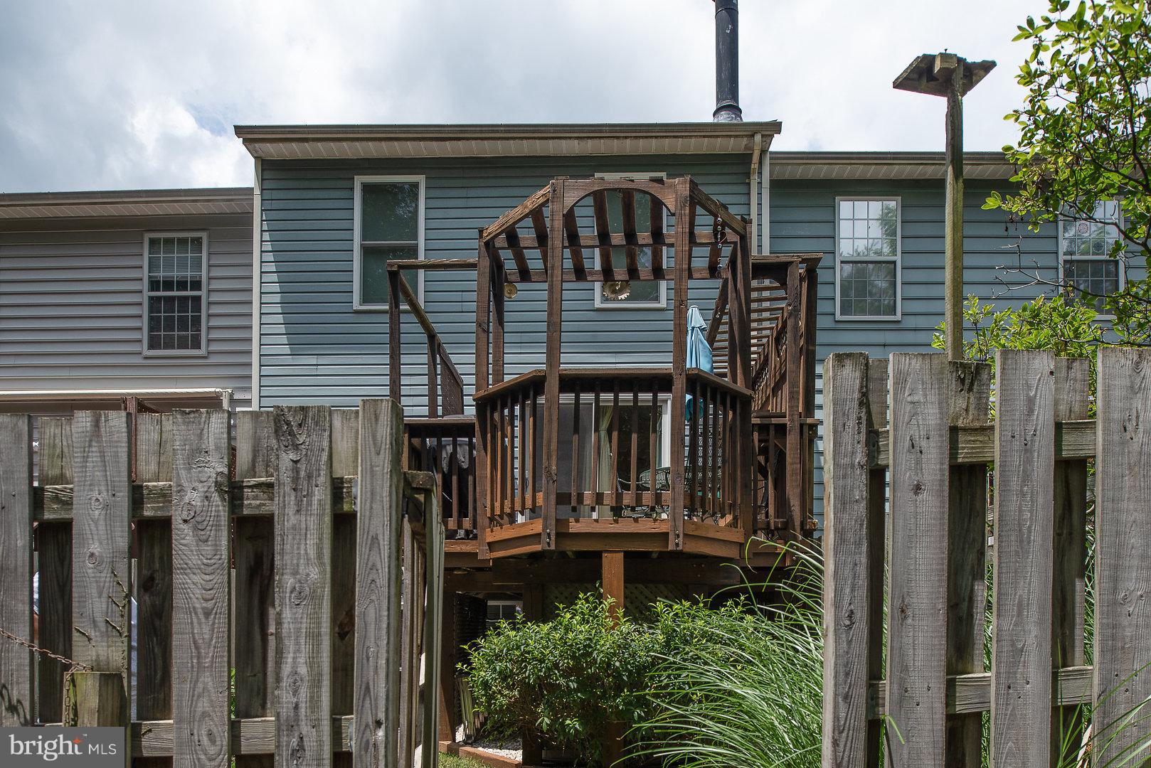 HAMPTON OAKS - Residential