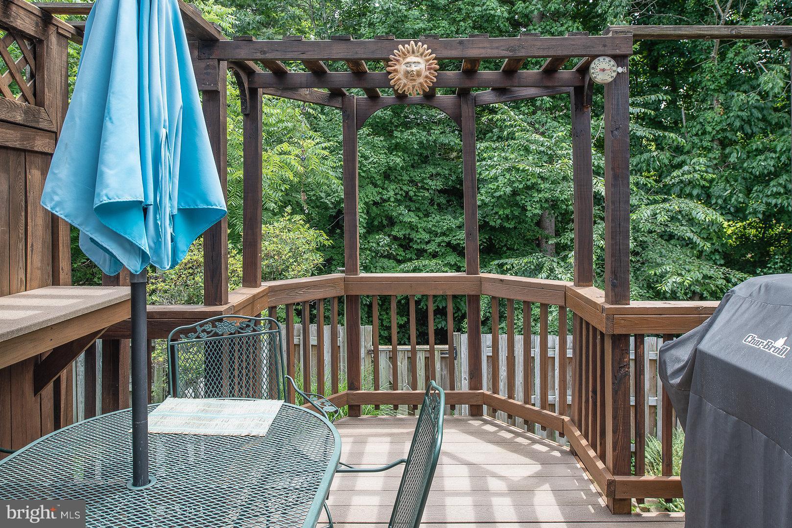 HAMPTON OAKS - Residential