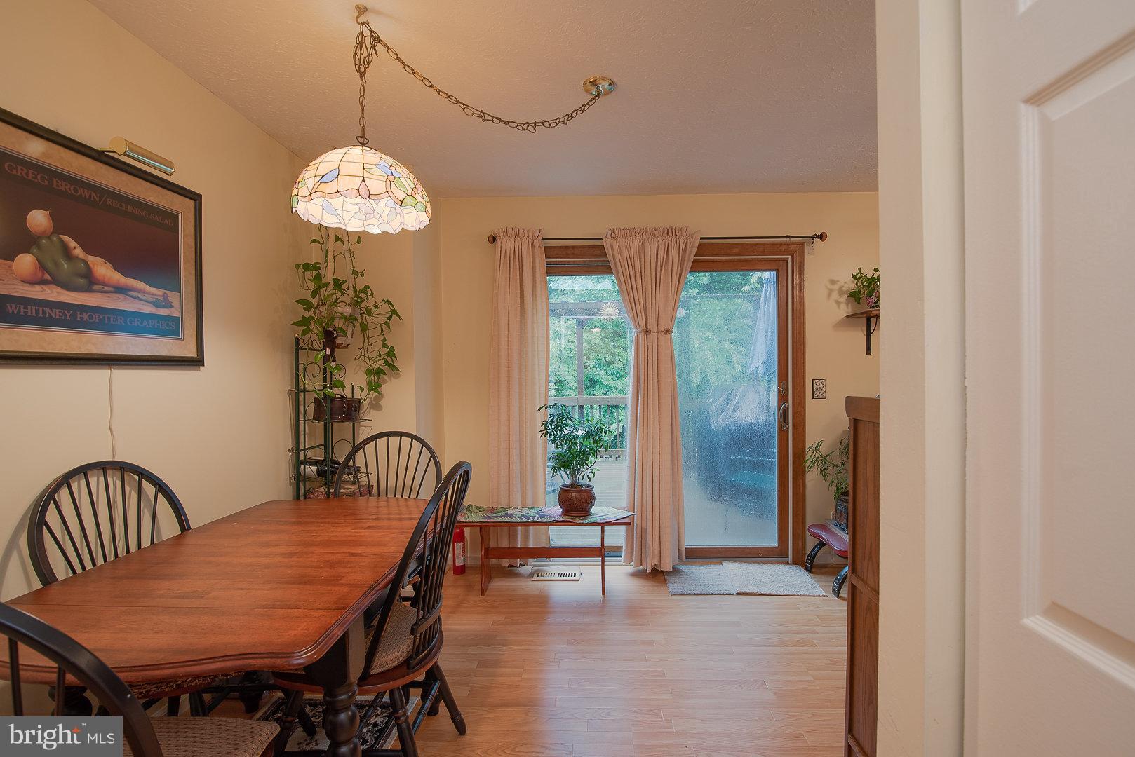 HAMPTON OAKS - Residential