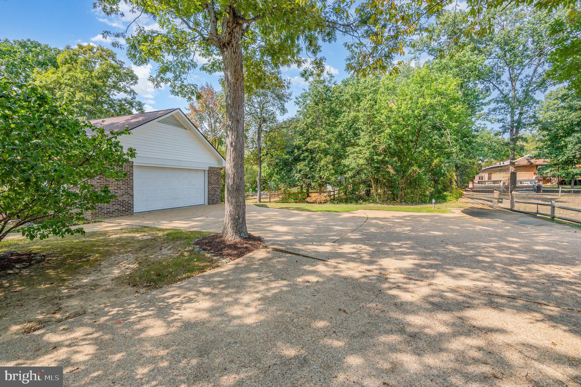 WOODLAWN - Residential