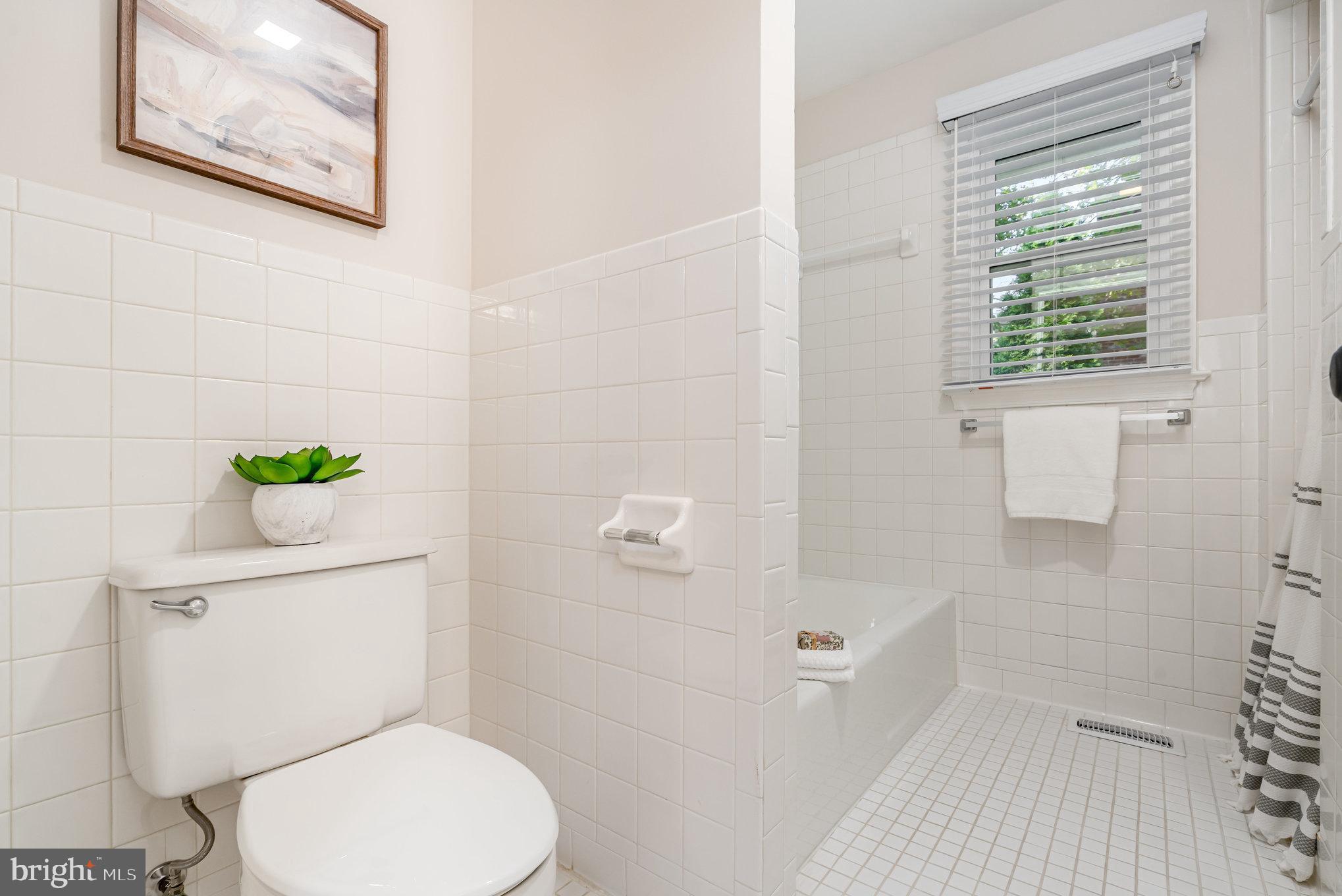 WOODLAWN - Residential