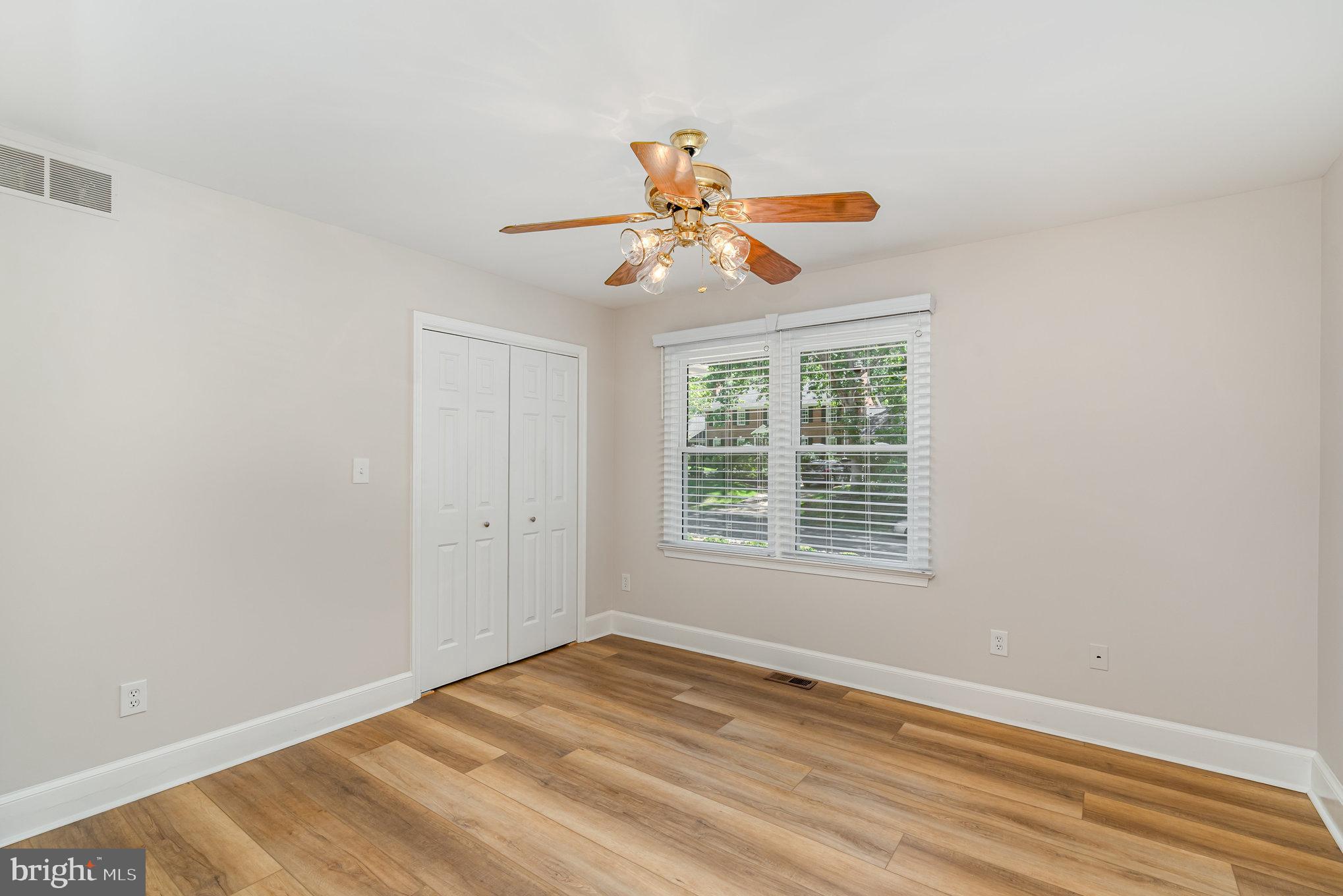 WOODLAWN - Residential