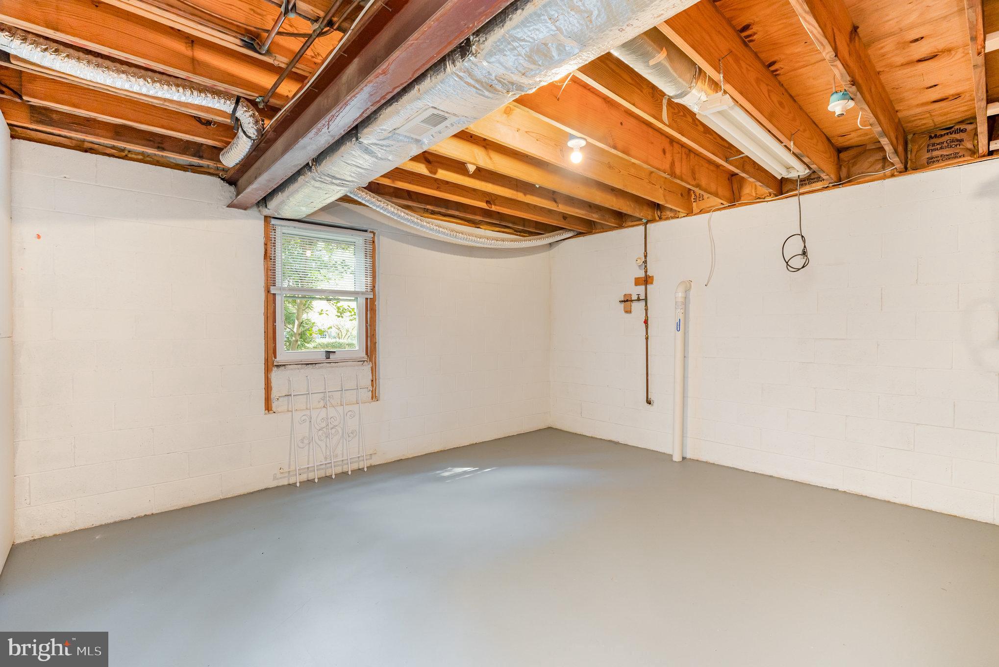 WOODLAWN - Residential