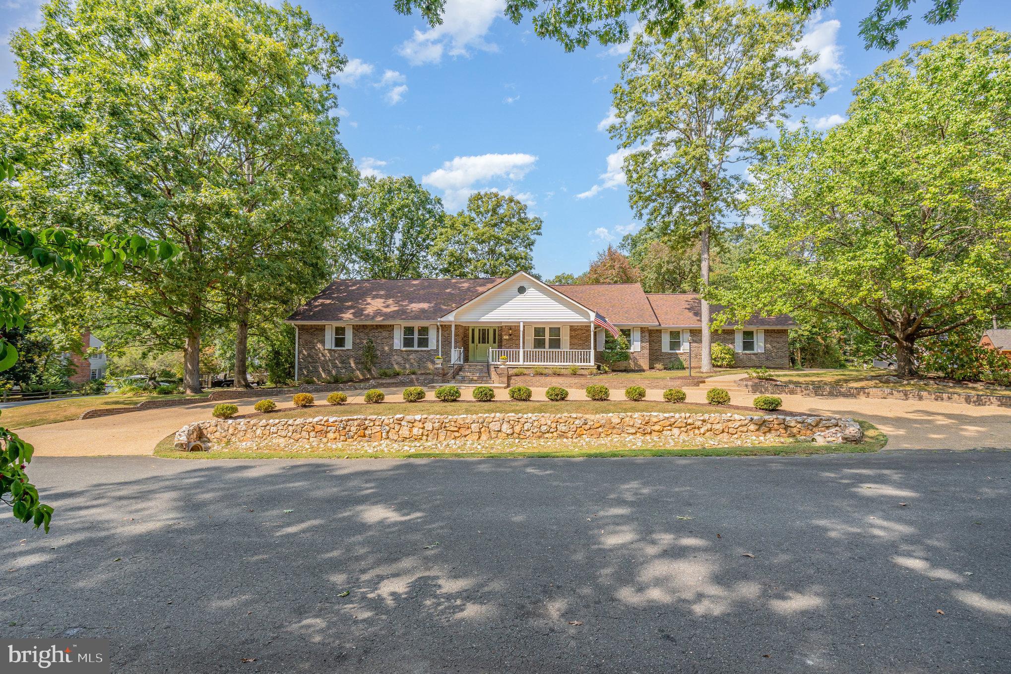 WOODLAWN - Residential