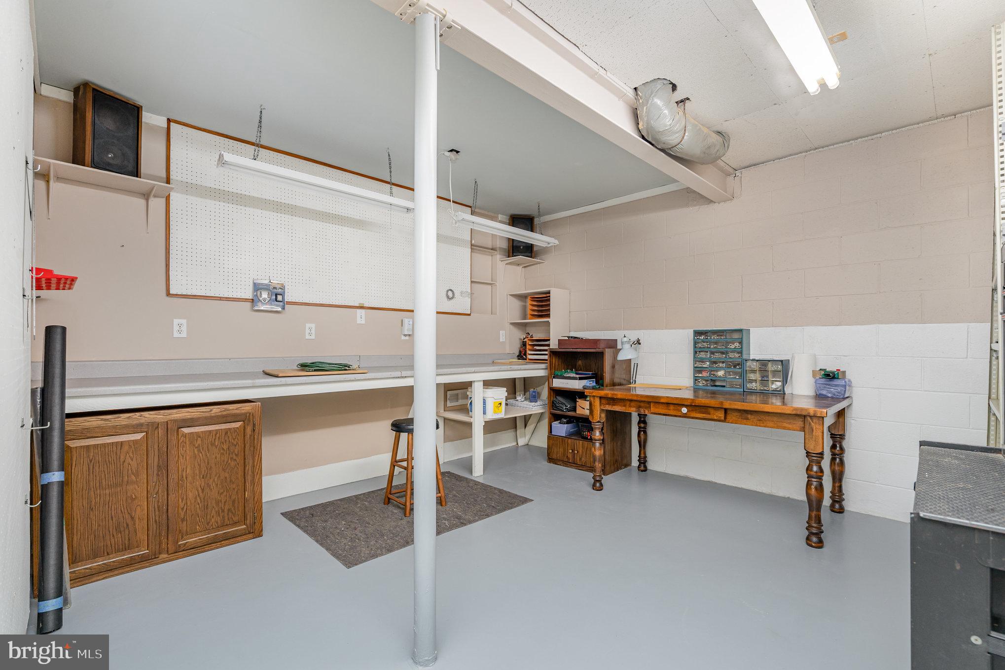 WOODLAWN - Residential