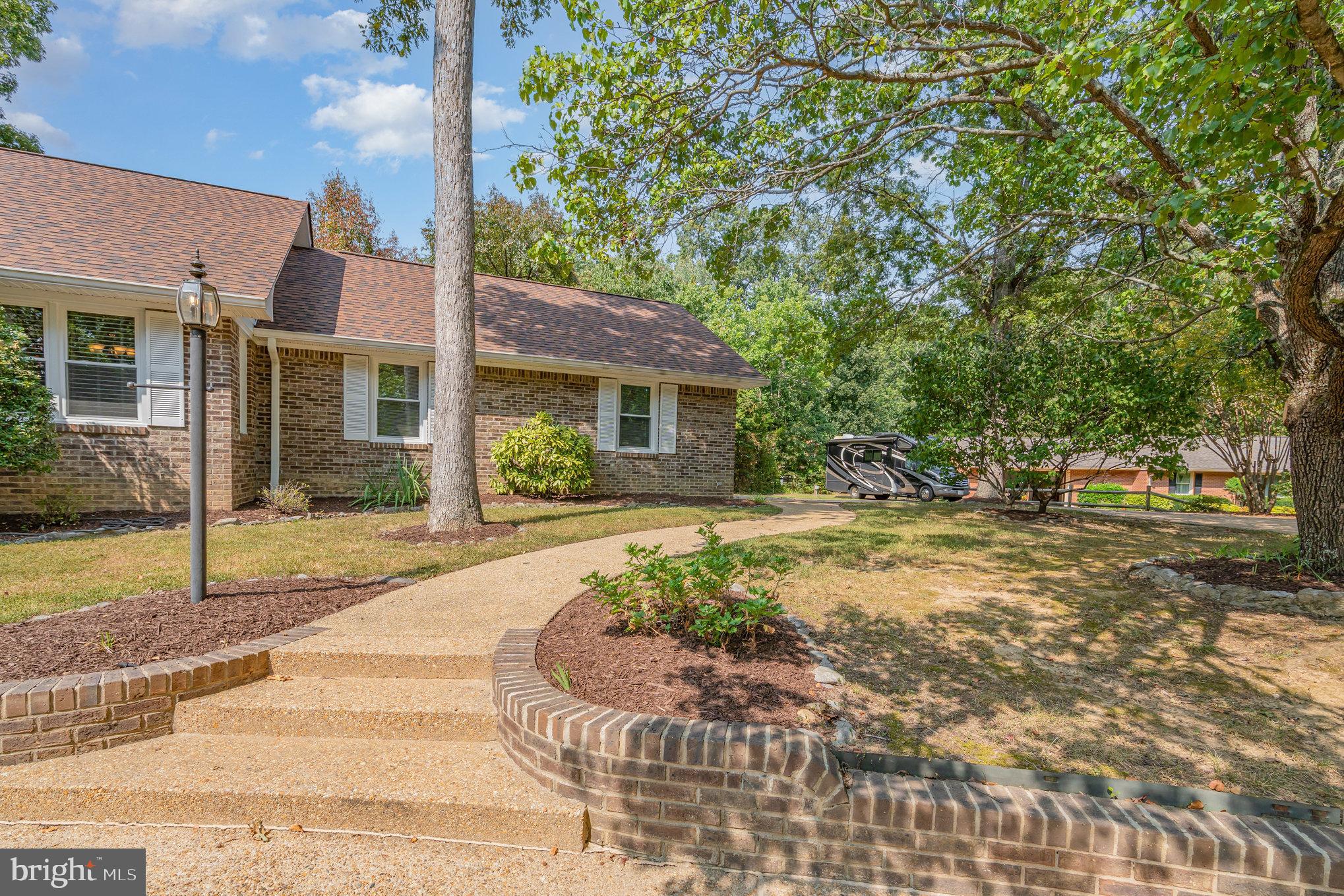 WOODLAWN - Residential