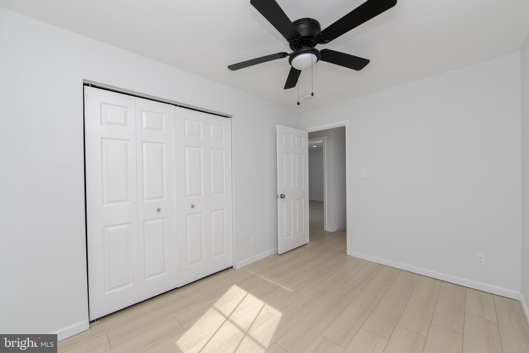 BRIARBANK - Residential