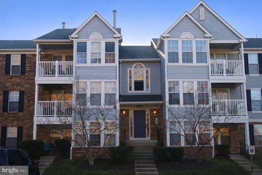 2Bed 2 Full Baths penthouse level condo in Harford County. Modern amenities throughout, newer floors, laundry, central air. Available for move-in.