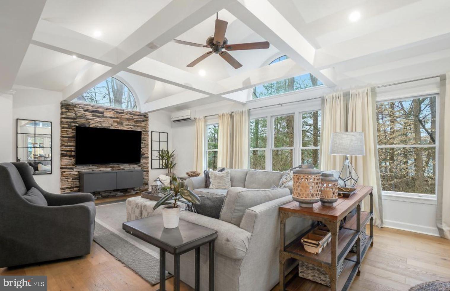 7312 BURDETTE COURT