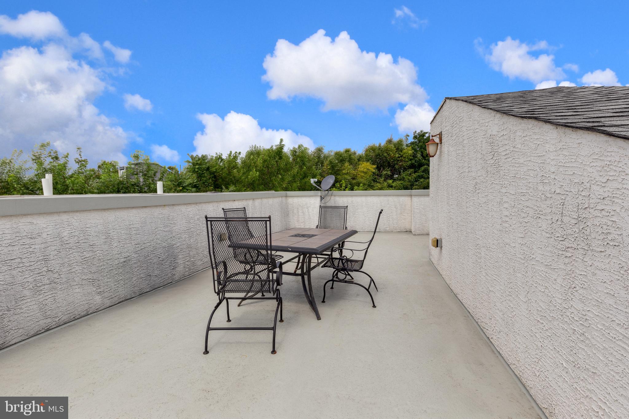 FISHTOWN - Residential Lease