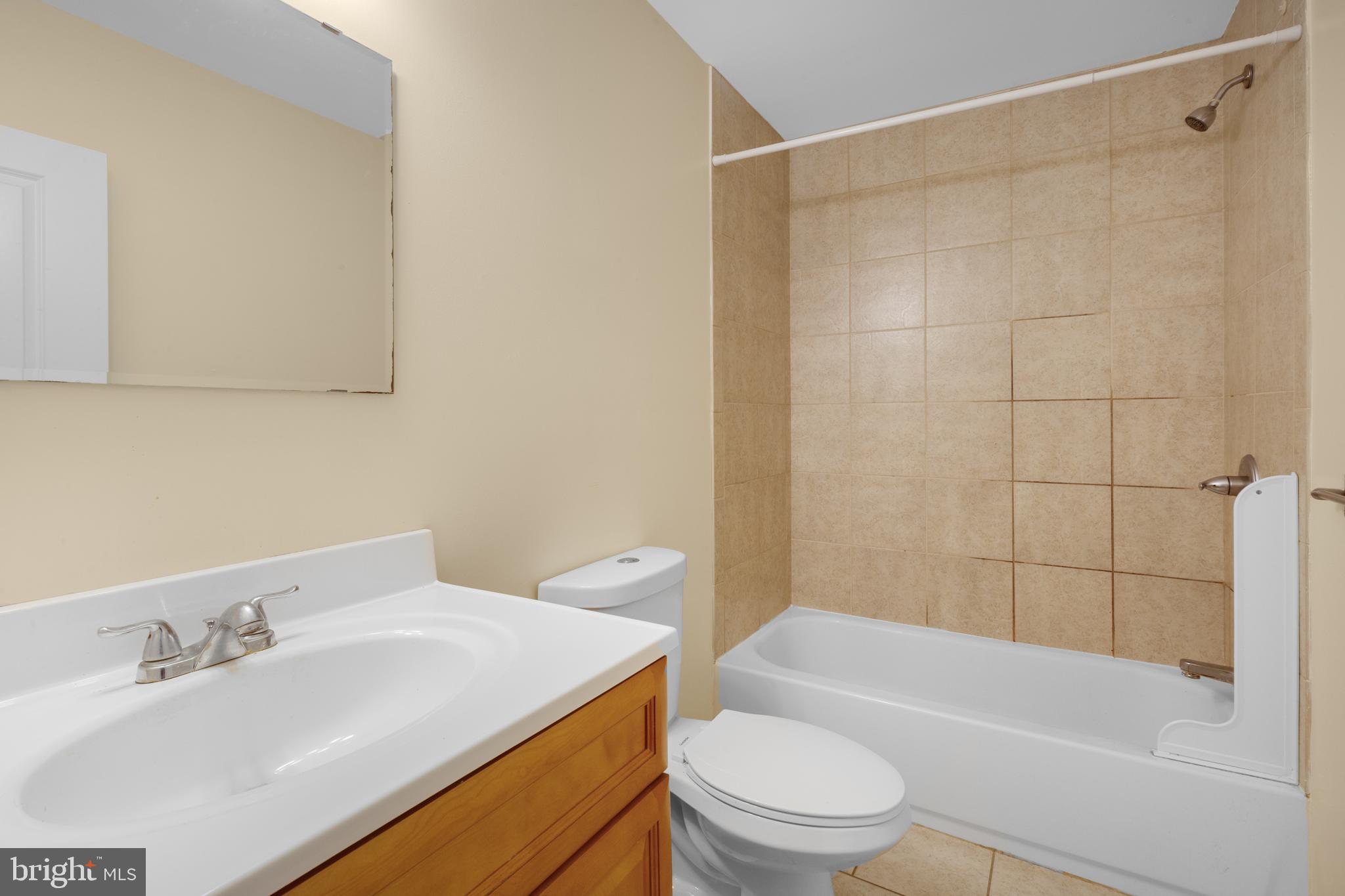 FISHTOWN - Residential Lease