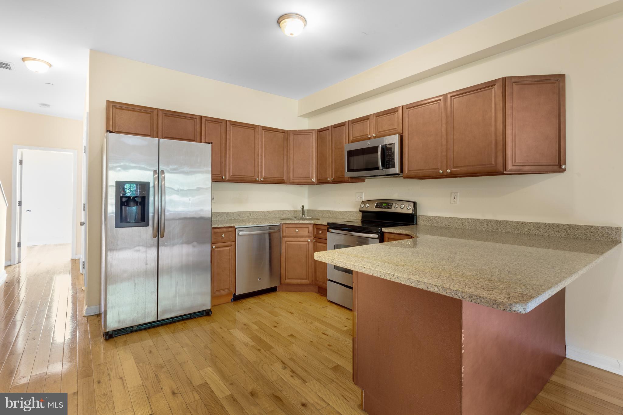 FISHTOWN - Residential Lease