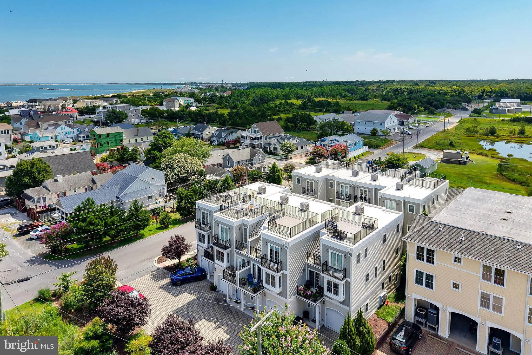 Lewes, Delaware 19958, United States, 3 Bedrooms Bedrooms, ,4 BathroomsBathrooms,Residential,Pending,200264